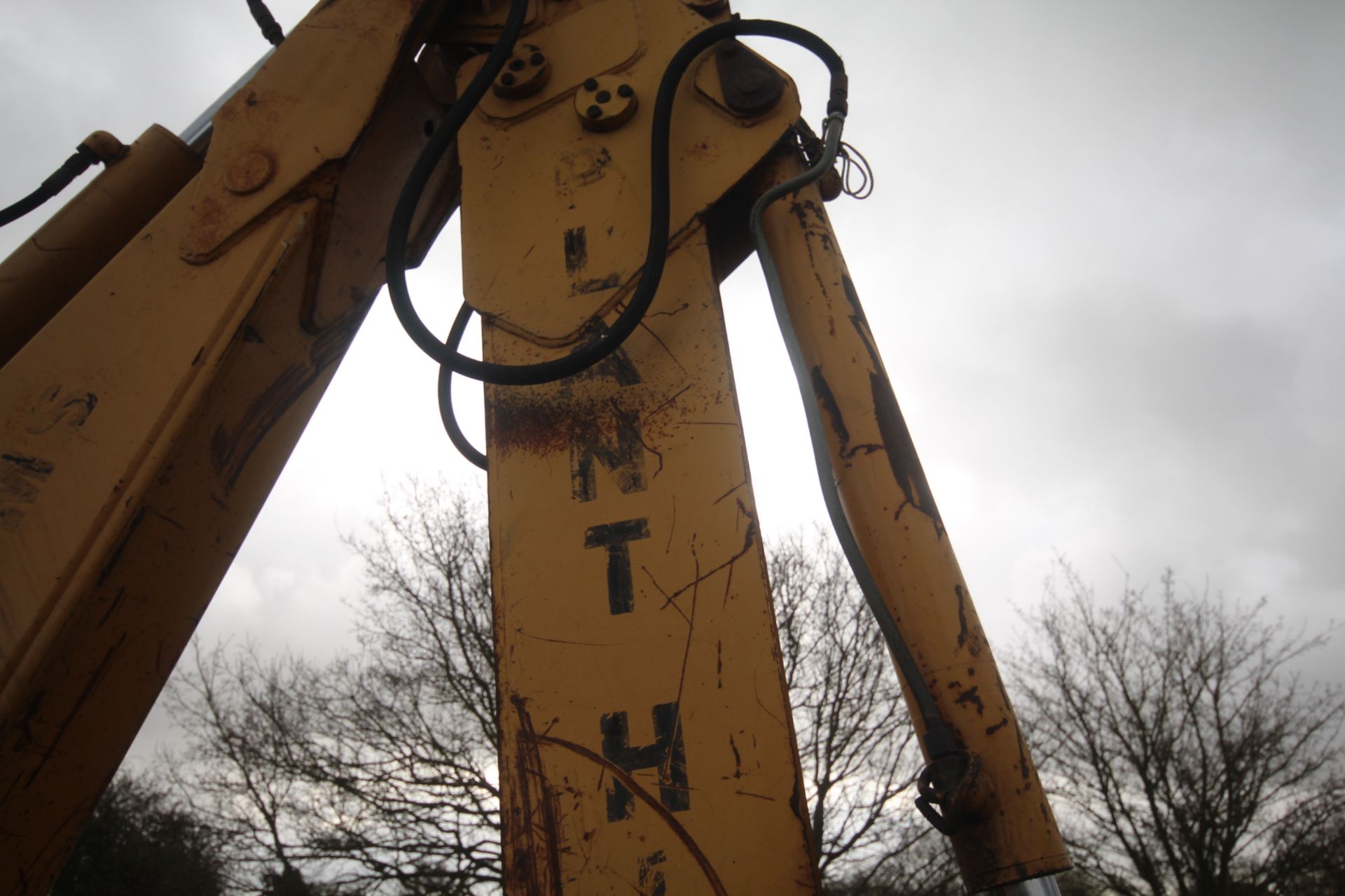 Ford 655 4WD backhoe loader. Registration F829 MVX. Date of first registration 03/10/1988. Showing - Bild 49 aus 87