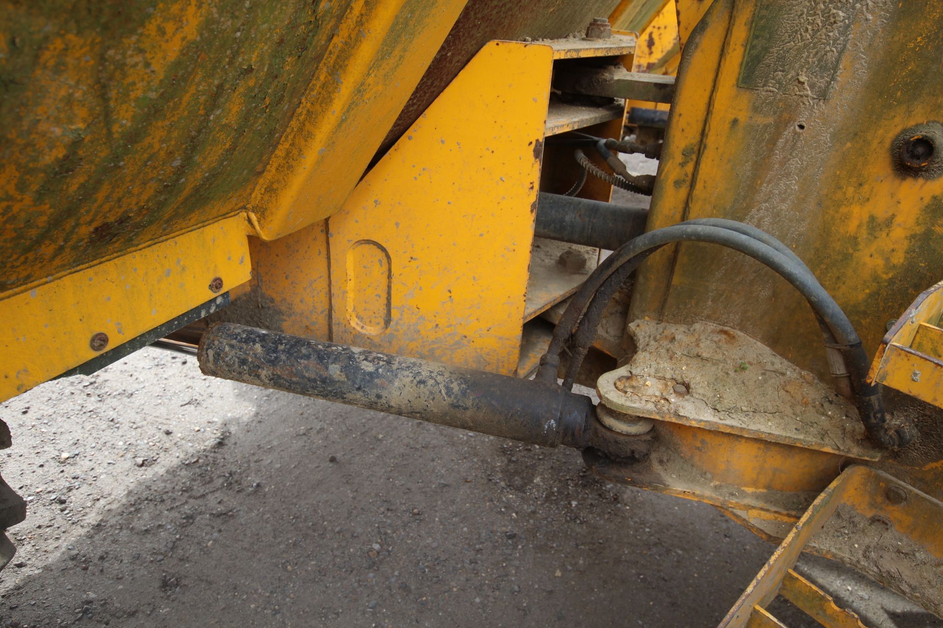Thwaites 6T 4WD dumper. 2007. 4,971 hours. Serial number SLCM565ZZ706B4658. 405/70-20 wheels and - Image 22 of 35