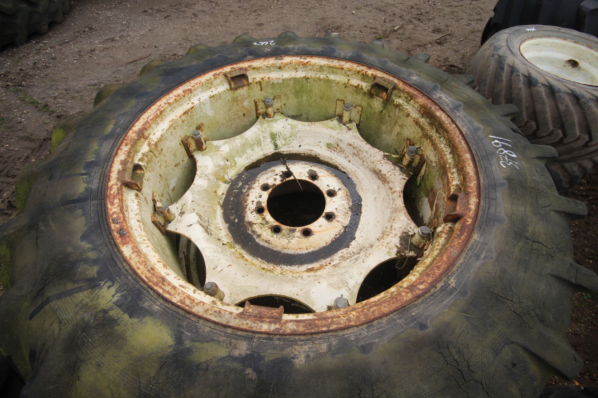 Zetor 16.9/14x38 wheels and tyres. V - Bild 3 aus 4
