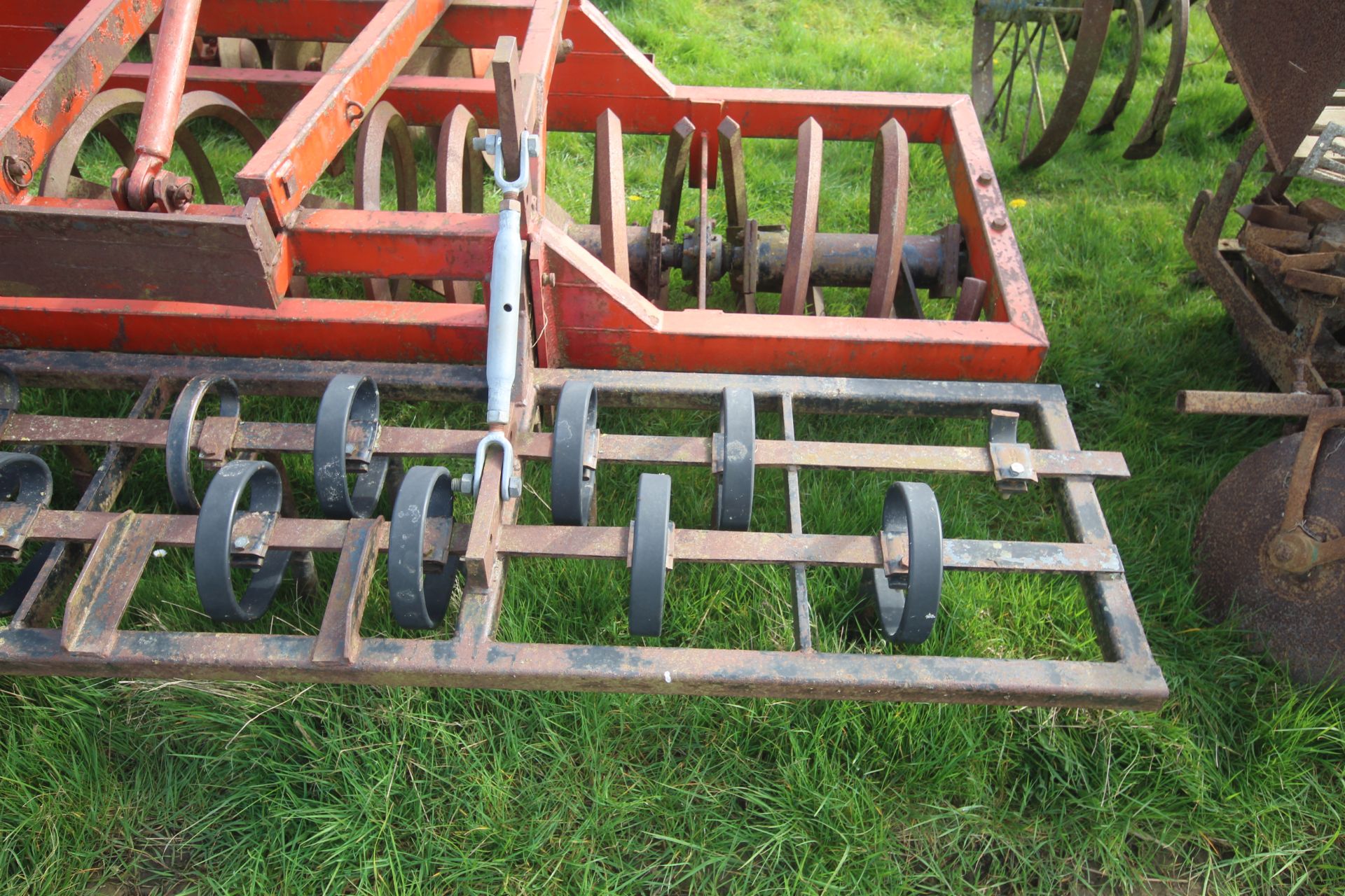 FarmForce 3m front mounted Flexicoil press. With leading tines. From a local Deceased estate. - Bild 8 aus 12