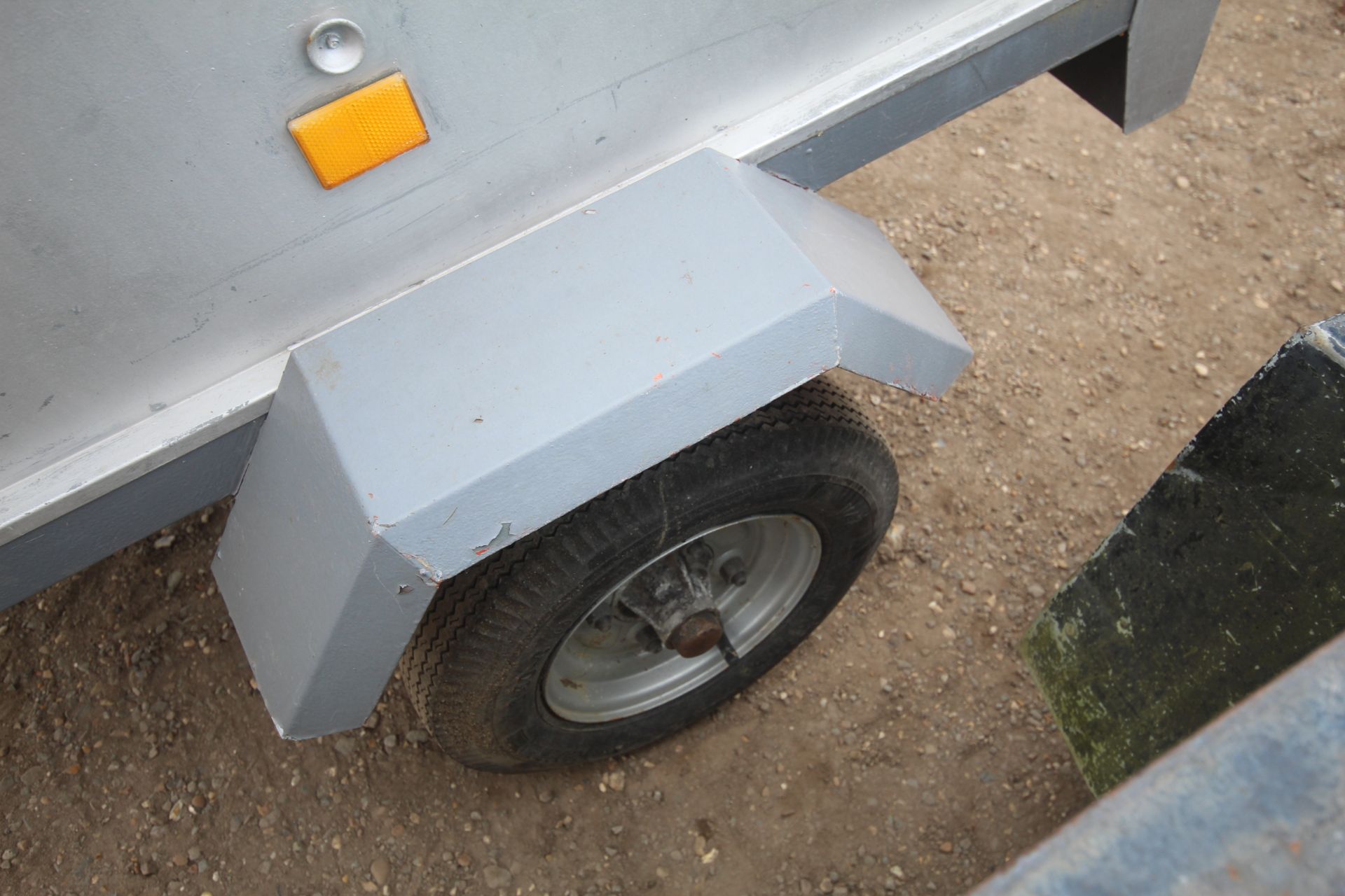 Small single axle car trailer. - Image 7 of 13