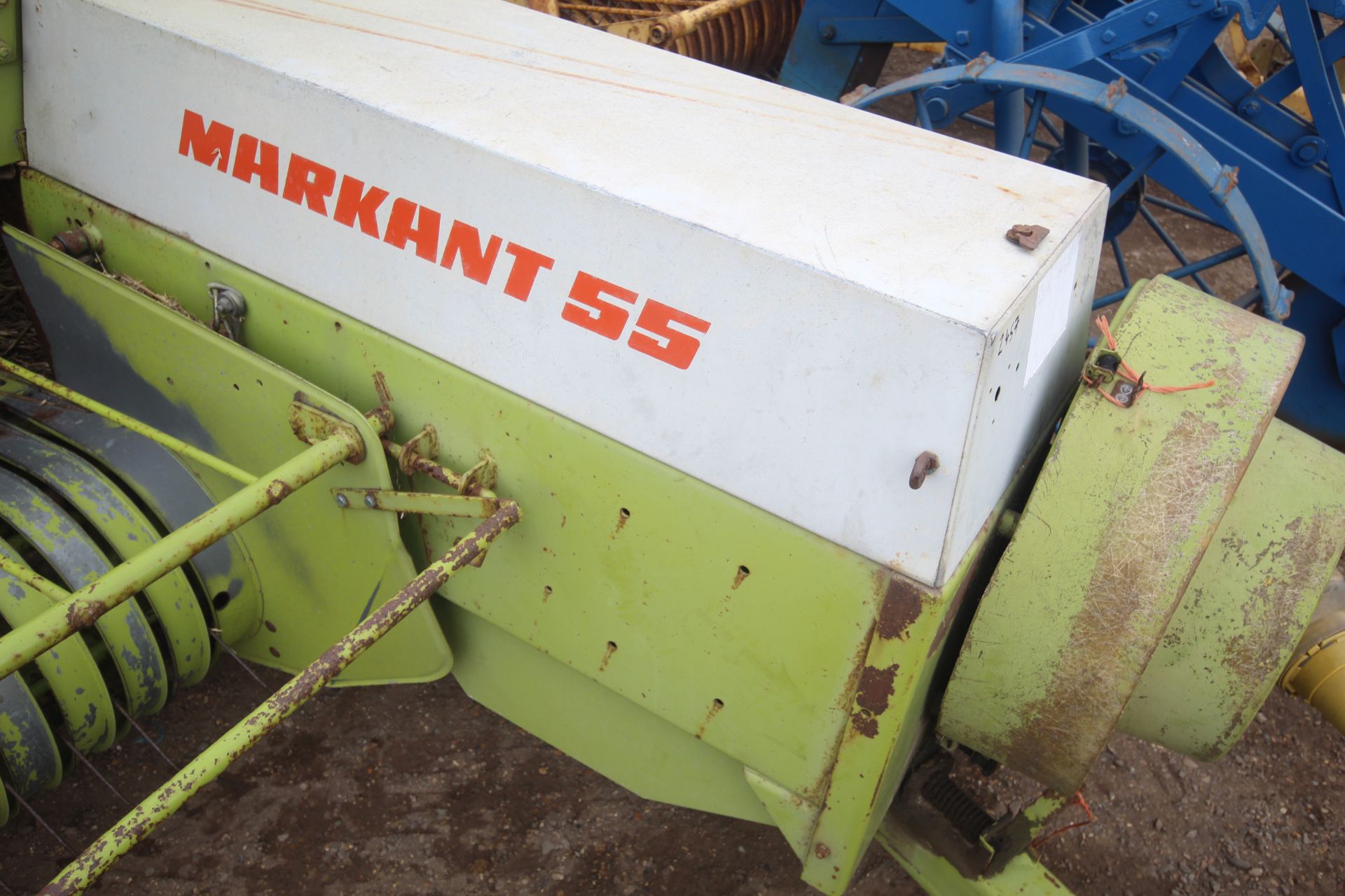 Claas Markant 55 conventional baler. - Image 5 of 17