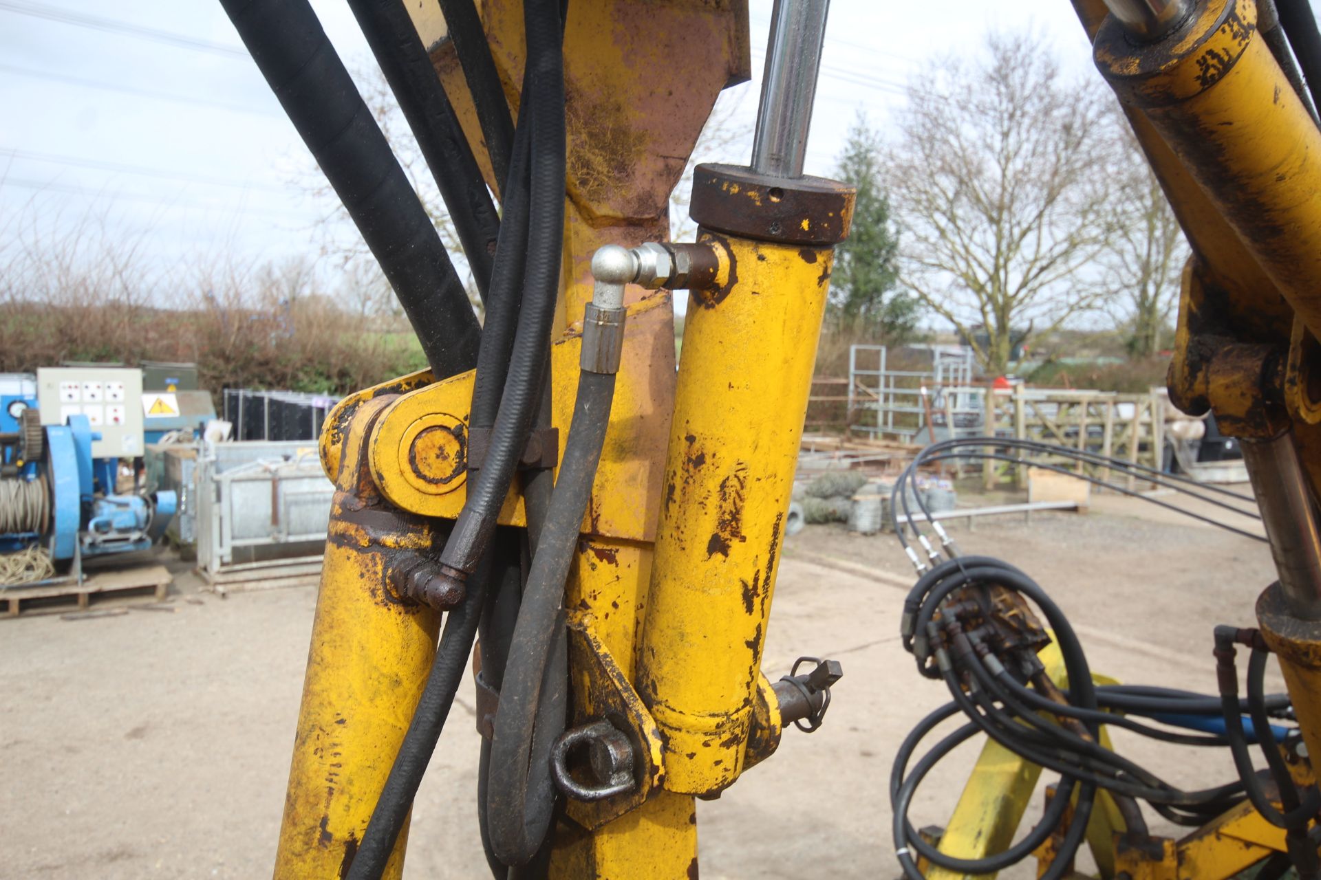 Bomford Super Trim 470 hedge cutter. With linkage conversion headstock and cable controlled spools. - Image 10 of 20