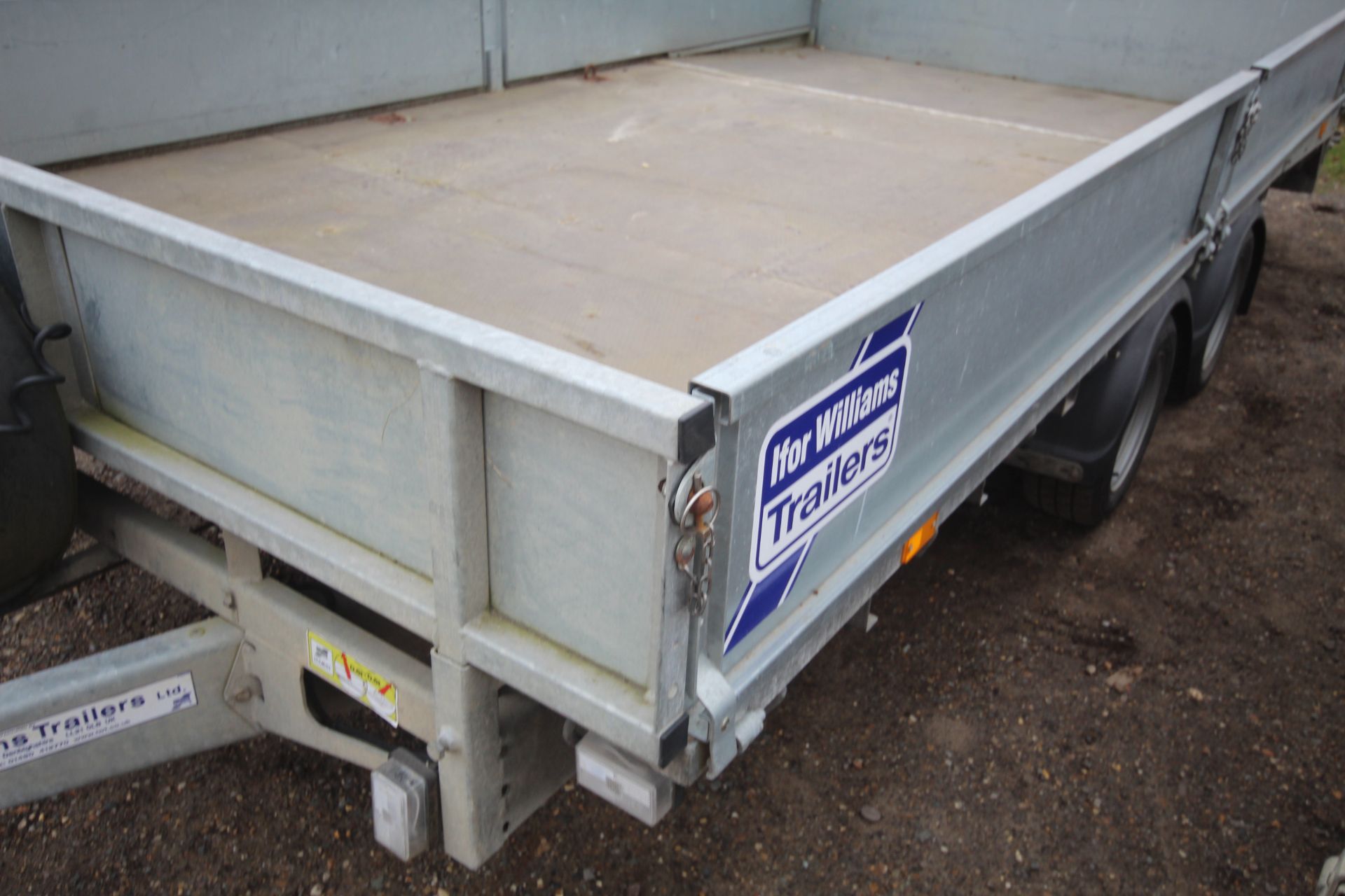 Ifor Williams 2CB LM147 B2 14ft twin axle beavertail trailer. With drop sides and alloy ramps. Key - Image 31 of 35