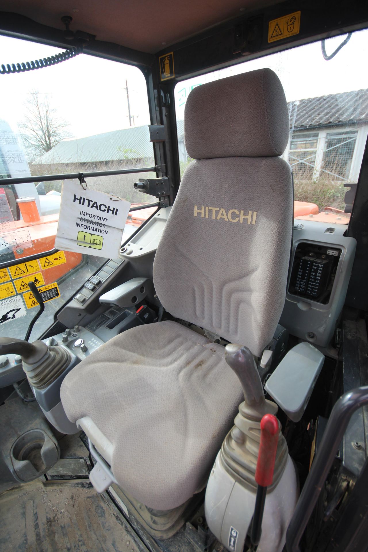 Hitachi Z-Axis 85-USB-5A 8.5T rubber track excavator. 2016. 4,704 hours. Serial number HCM DEE50K - Image 51 of 75