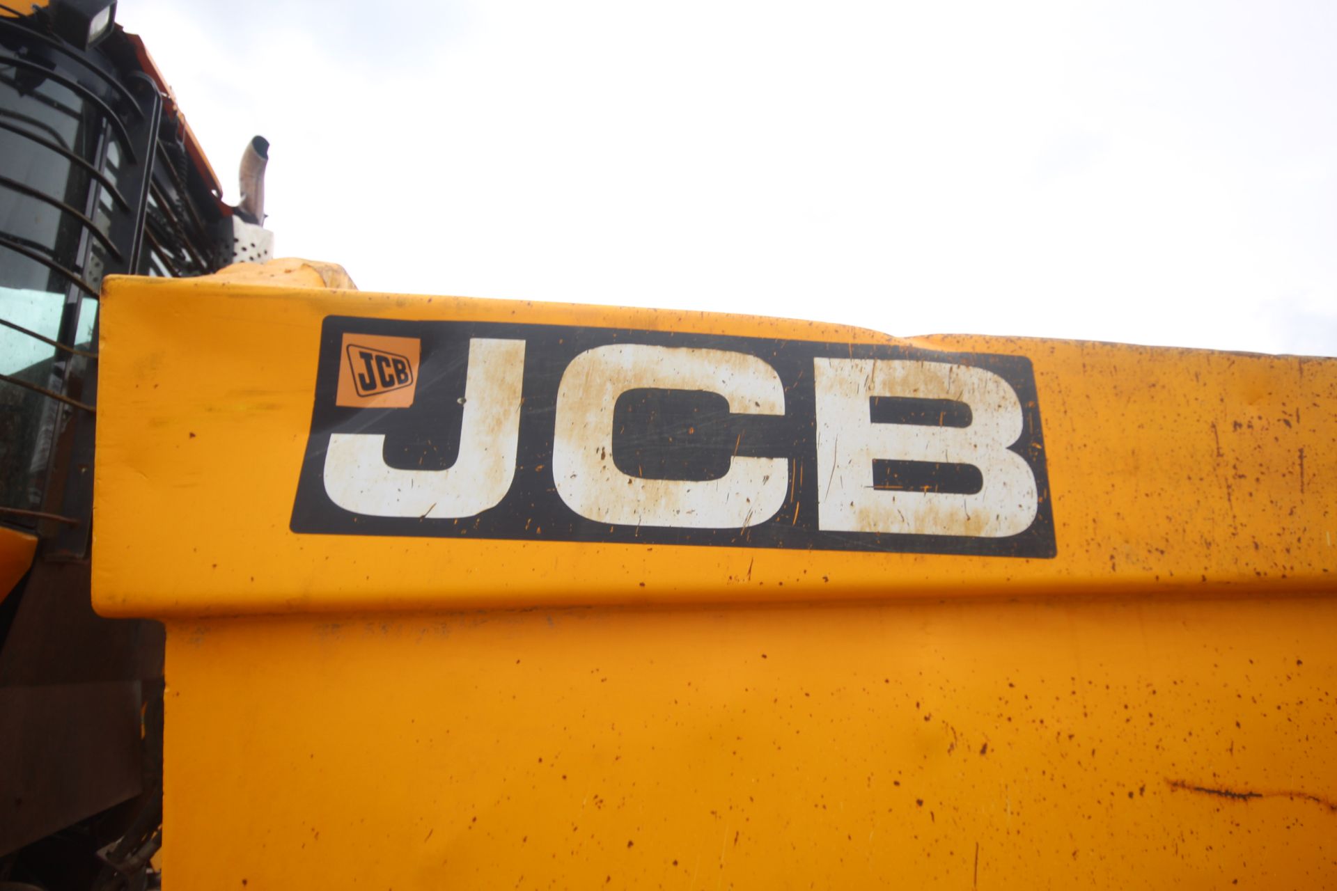 JCB 714 14T 4WD dumper. 2006. 6,088 hours. Serial number SLP714AT6EO830370. Owned from new. Key - Image 24 of 108