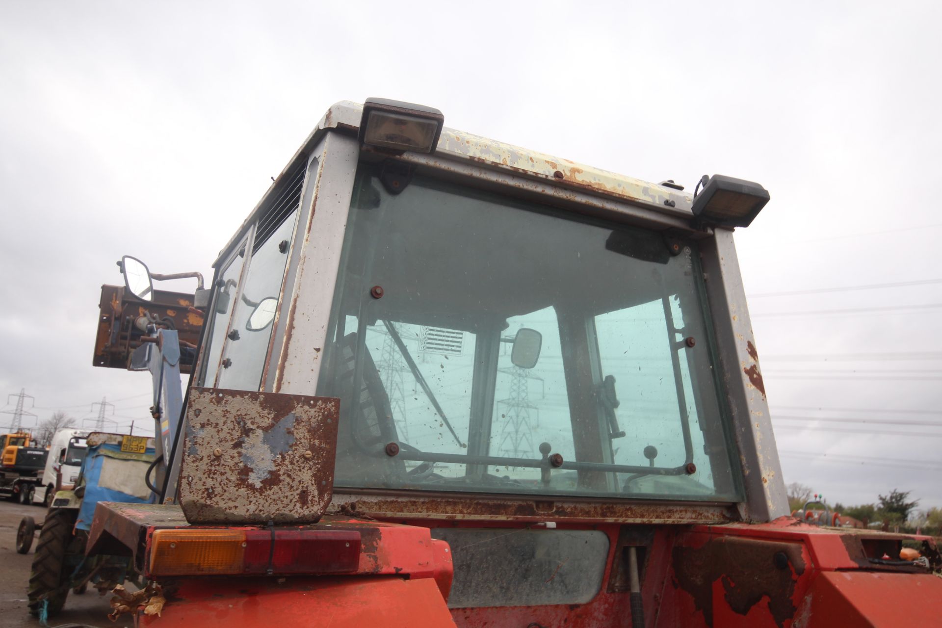 Massey Ferguson 698 4WD tractor. Registration DVF 568Y. Date of first registration 04/01/1983. 6,591 - Image 21 of 58