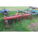 Kongskilde 6 row beet hoe. V