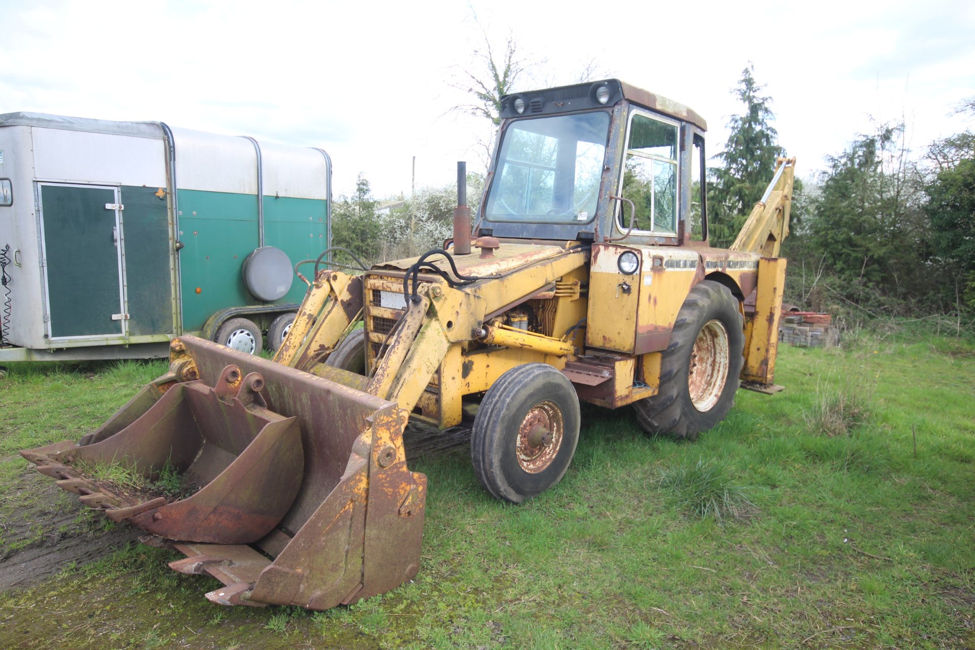 International Harvester 260A 2WD backhoe loader. Registration CWJ 891T (no paperwork). Date of first