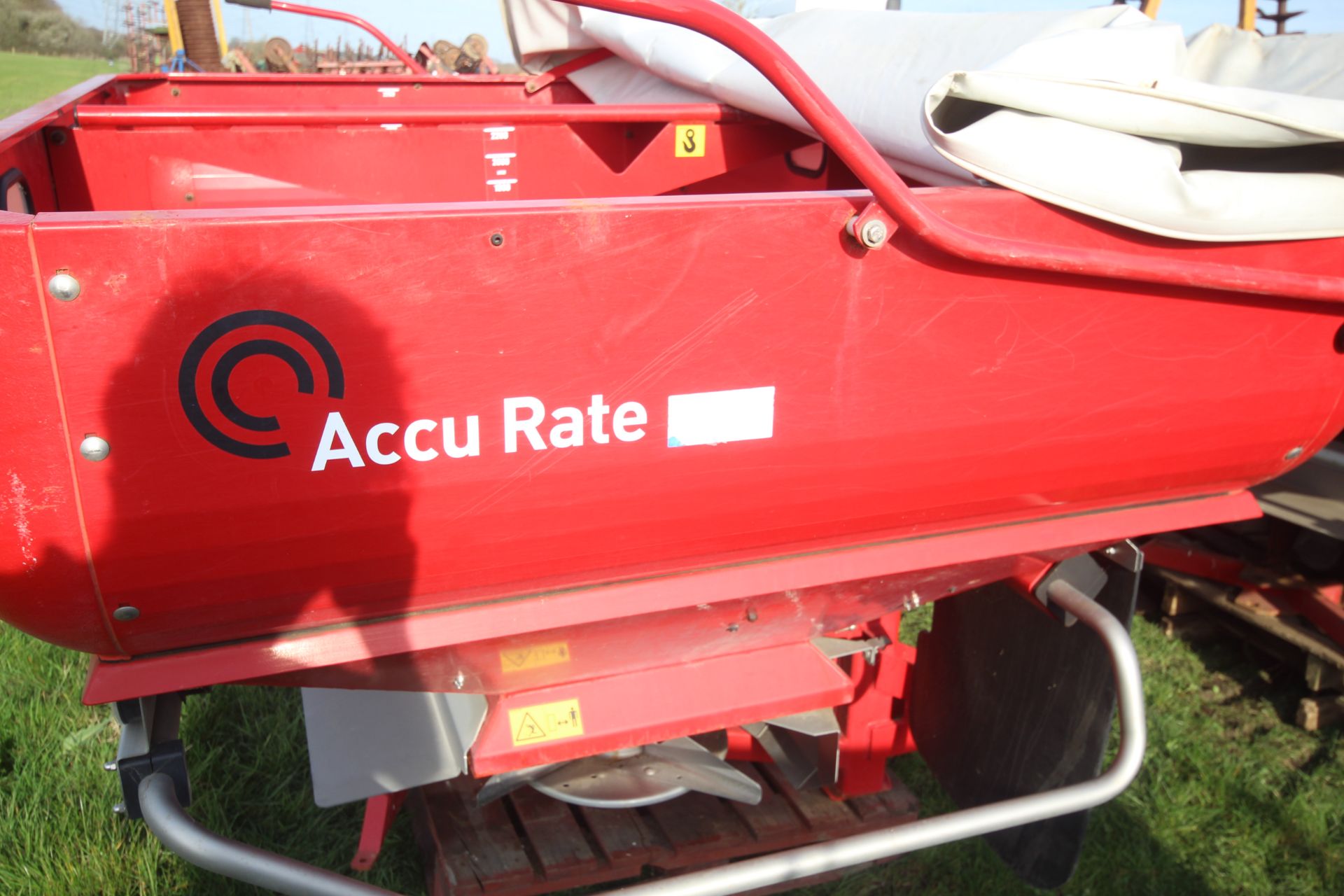 Teagle/ Tulip Centreliner SX4000 G3 twin disc fertiliser spreader. 2014. Owned from new. V - Image 16 of 19