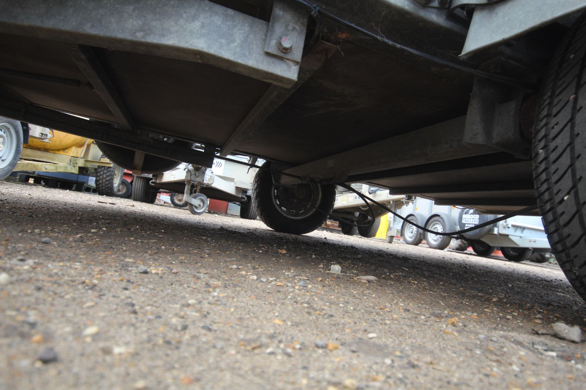 Lider 1T 10ft x 5ft 6in single axle tilt bed trailer. With brakes, bolt on sides, recent new tyres - Image 8 of 30