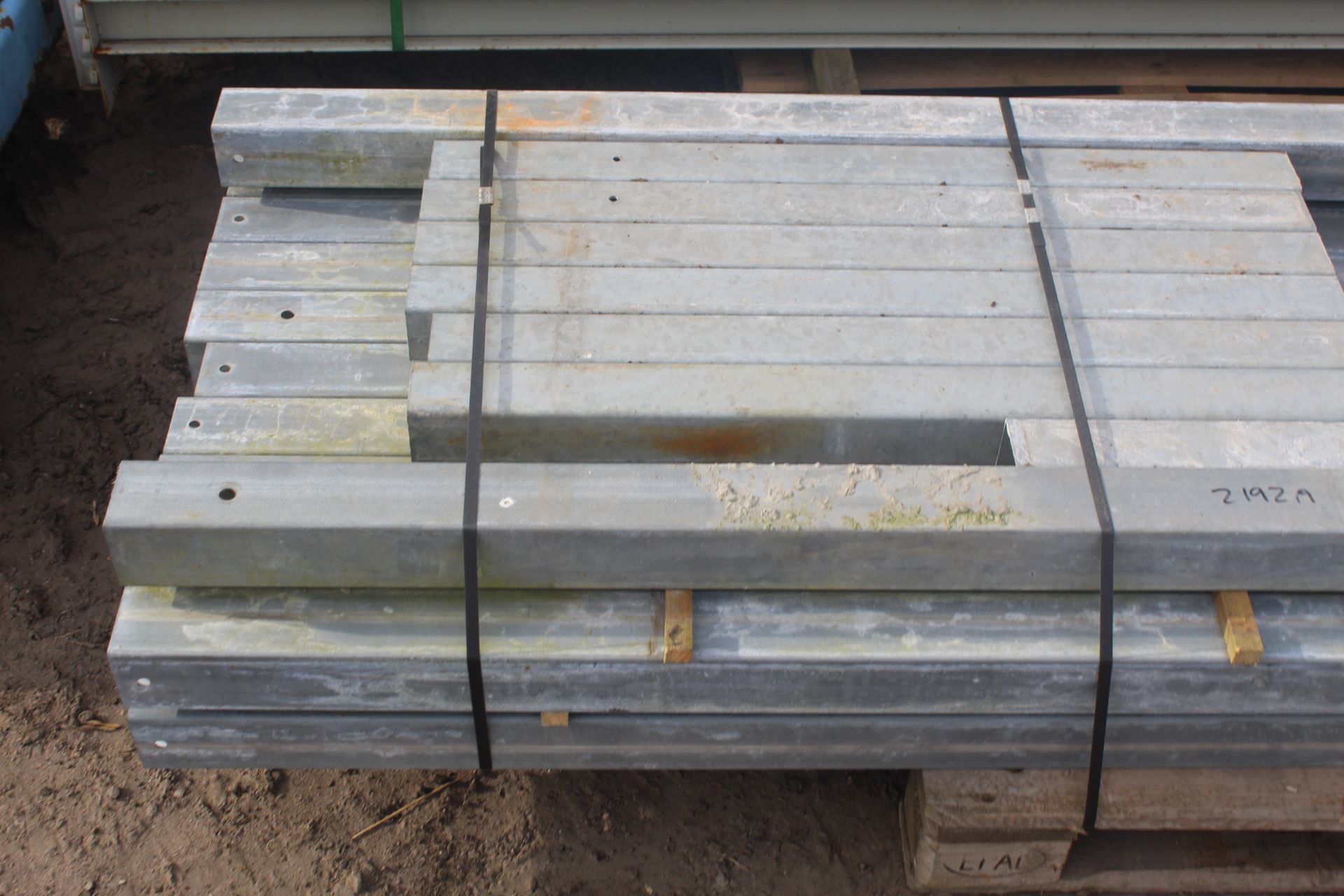 Quantity of reusable steel. - Image 2 of 4