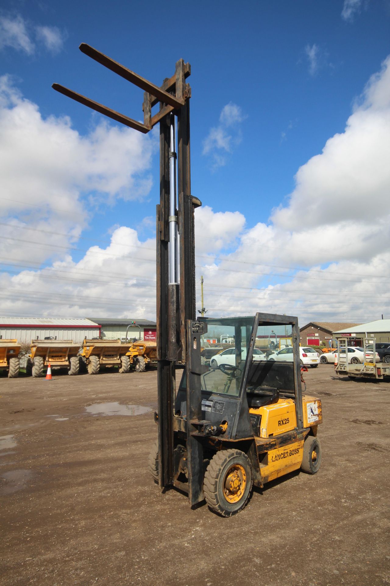 Lancer Boss RX25L 2.5T gas yard forklift. 7,027 hours. With Nissan engine and triplex mast. Key - Image 49 of 53