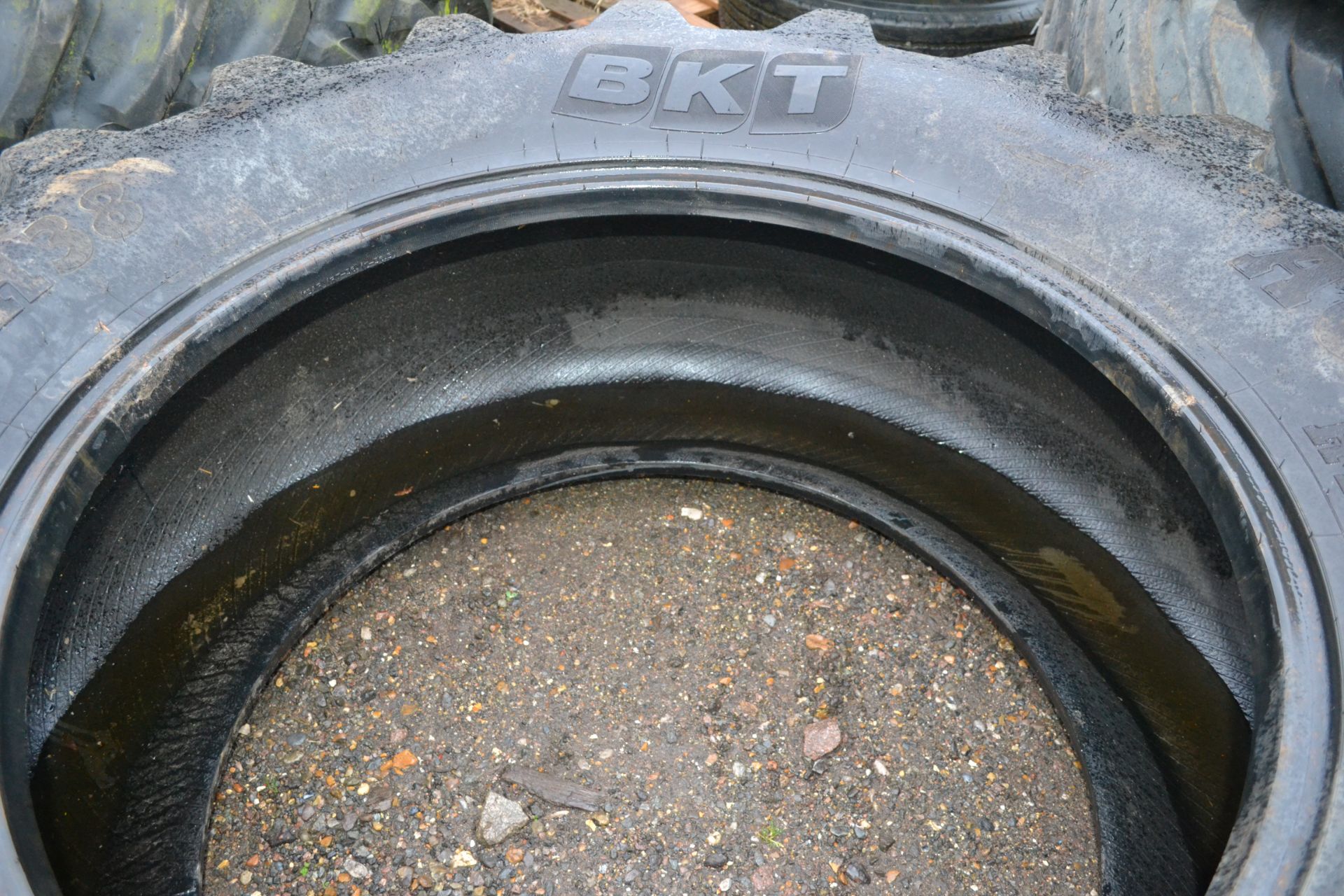 BKT 650/65R38 tyre @ 99%. - Image 3 of 3