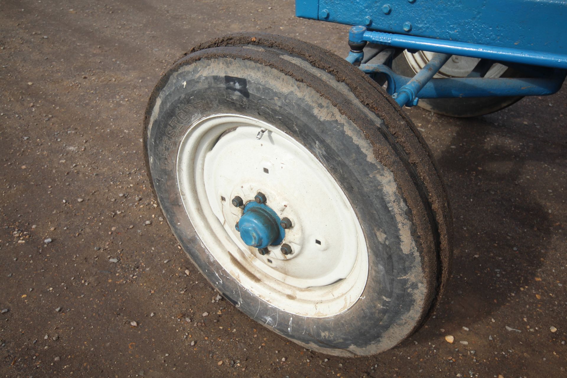 Fordson New Performance Super Major 2WD tractor. 12.4-36 rear wheels and tyres @ 99%. Key held. - Image 37 of 47