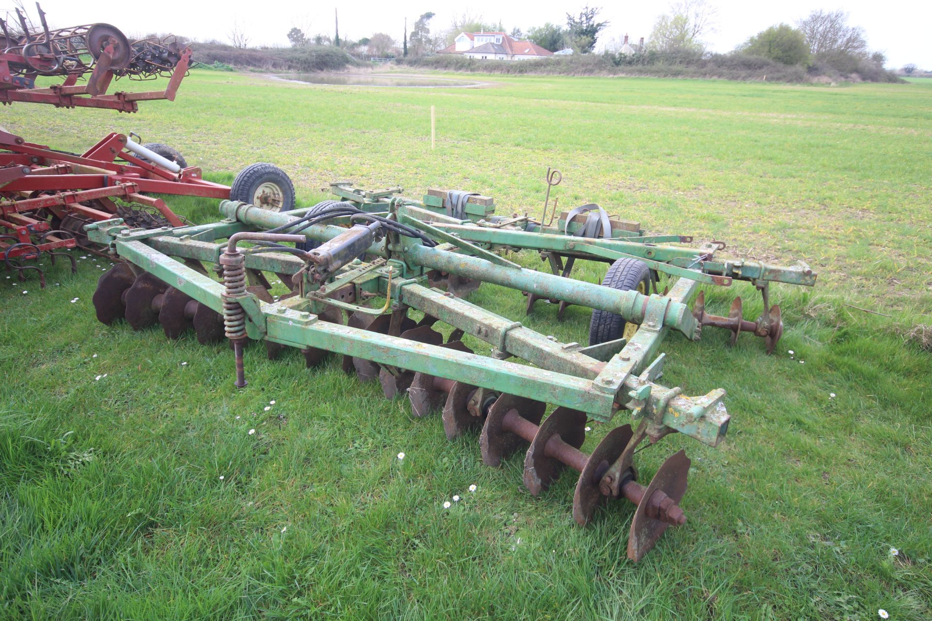 John Deere 3.5m trailed discs. For sale due to retirement. V