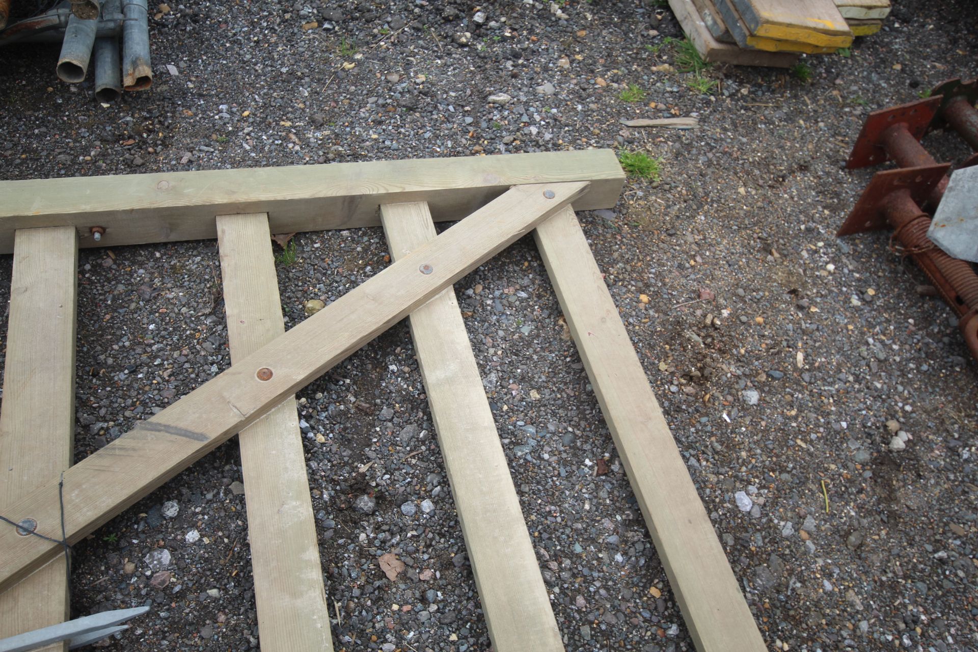 Unused wooden pedestrian gate. - Image 4 of 4