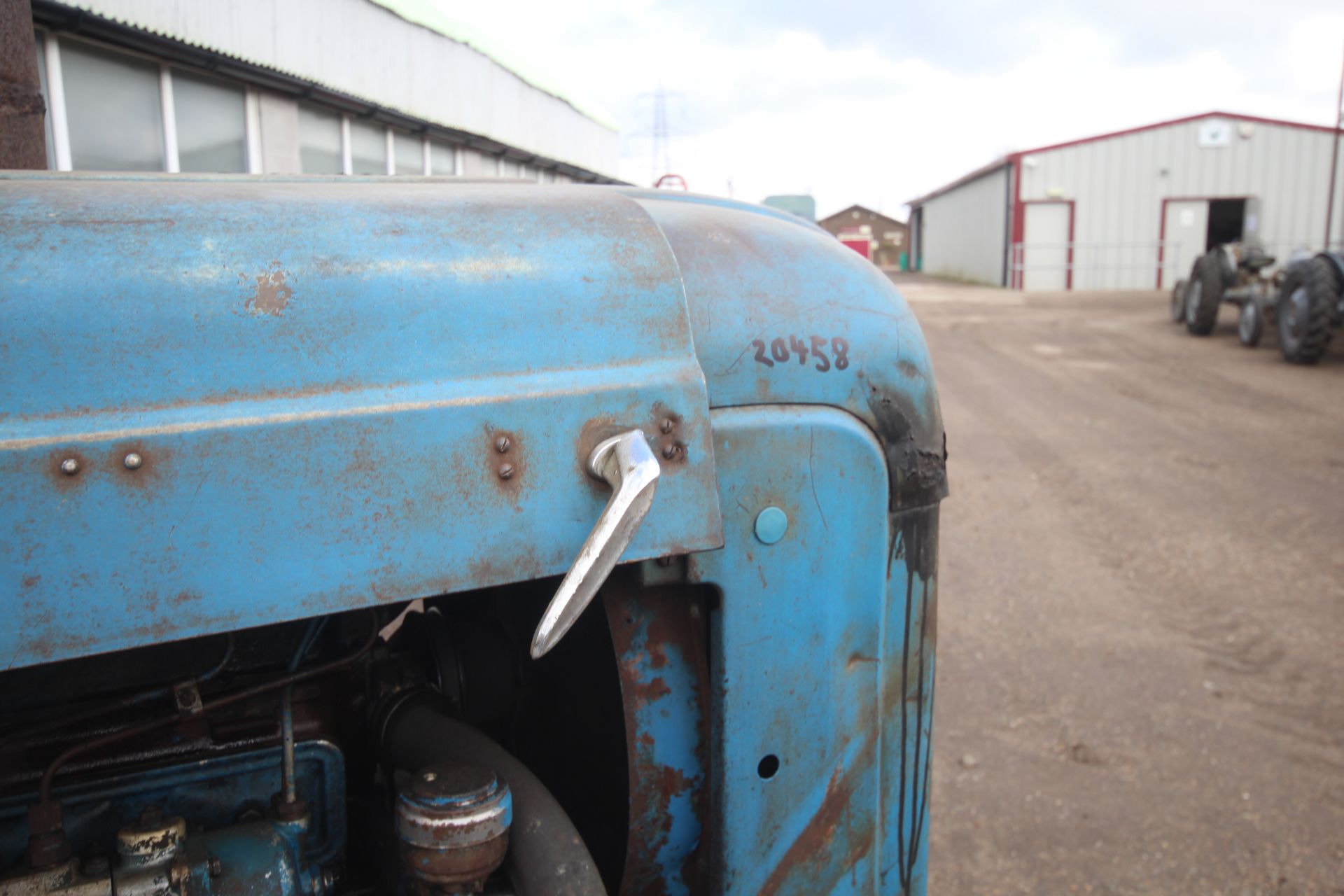 Fordson Super Major 2WD tractor. Key held. - Image 34 of 47