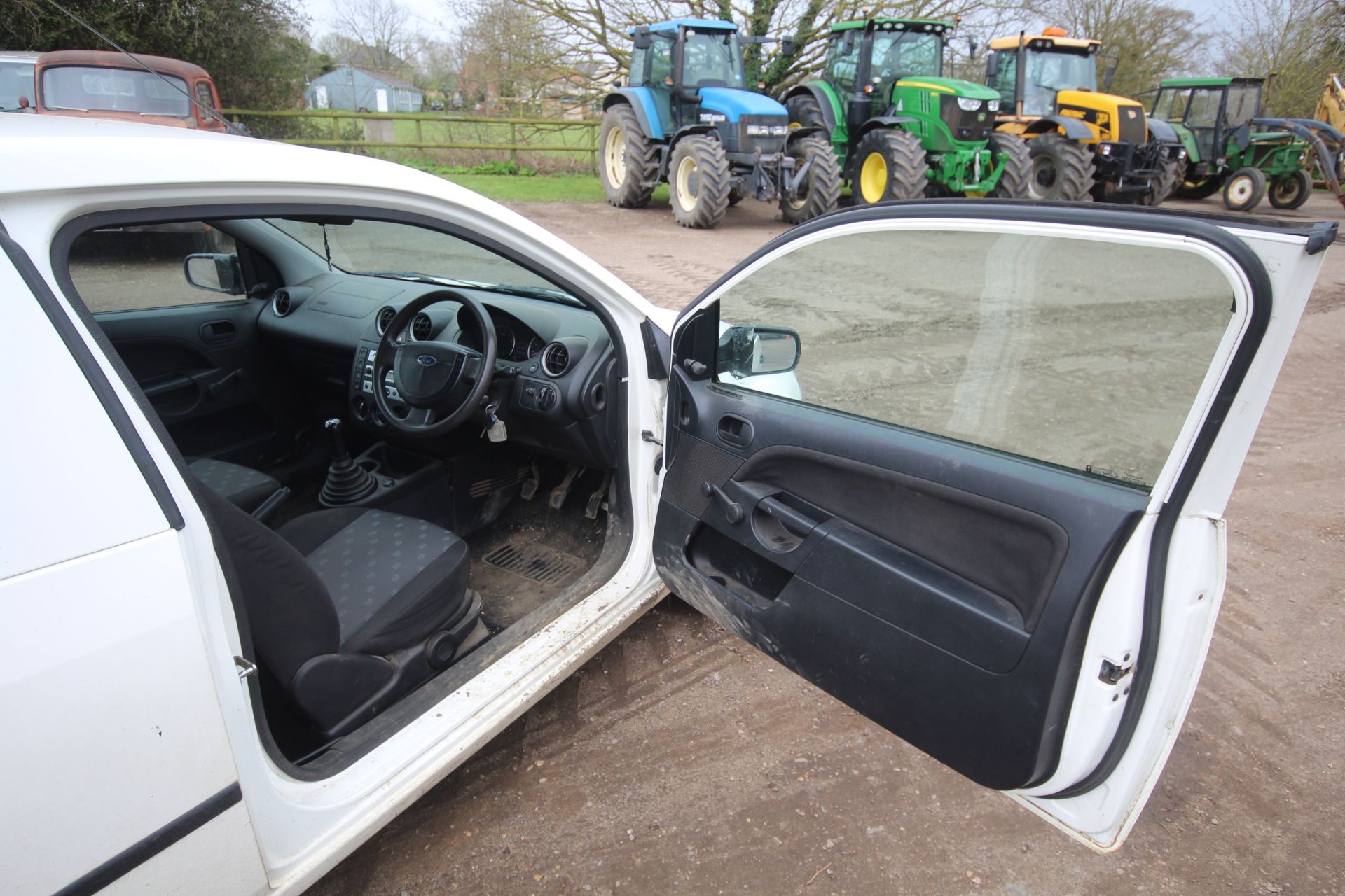 Ford Fiesta TDCi 1.4L diesel van. Registration NC04 XBH. Date of first registration 22/06/2004. 92, - Image 26 of 48