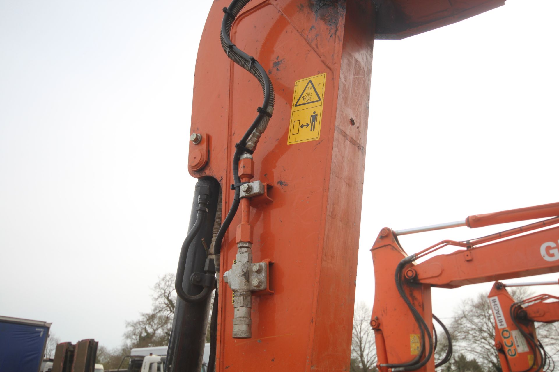 Hitachi ZX55U-6 CLR 5.5T rubber track excavator. 2022. 757 hours. Serial number HCMAEQ50H00061201. - Image 44 of 71