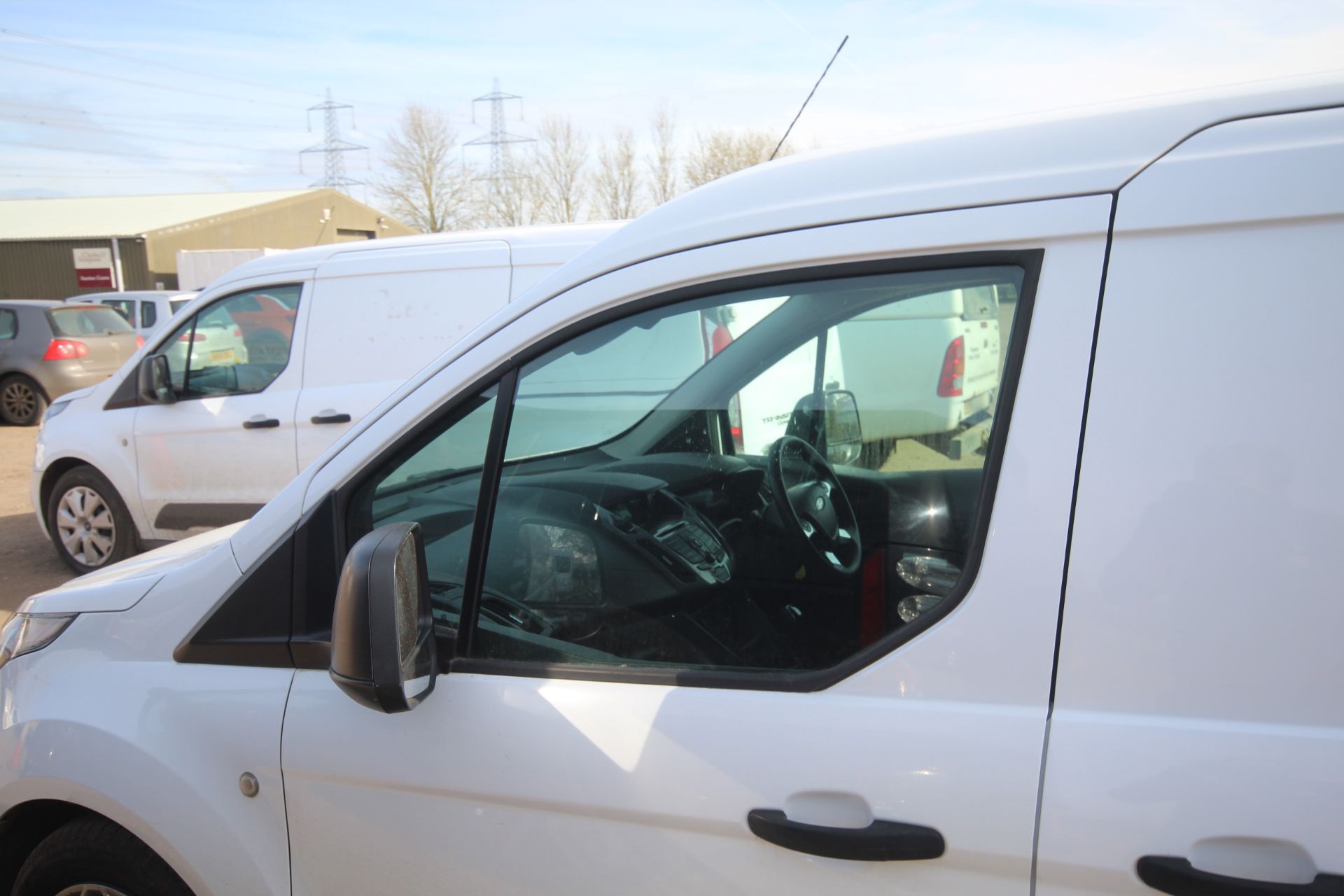 Ford Transit Connect 1.5L diesel crew cab van. Registration FD66 YUN. Date of first registration - Bild 26 aus 56