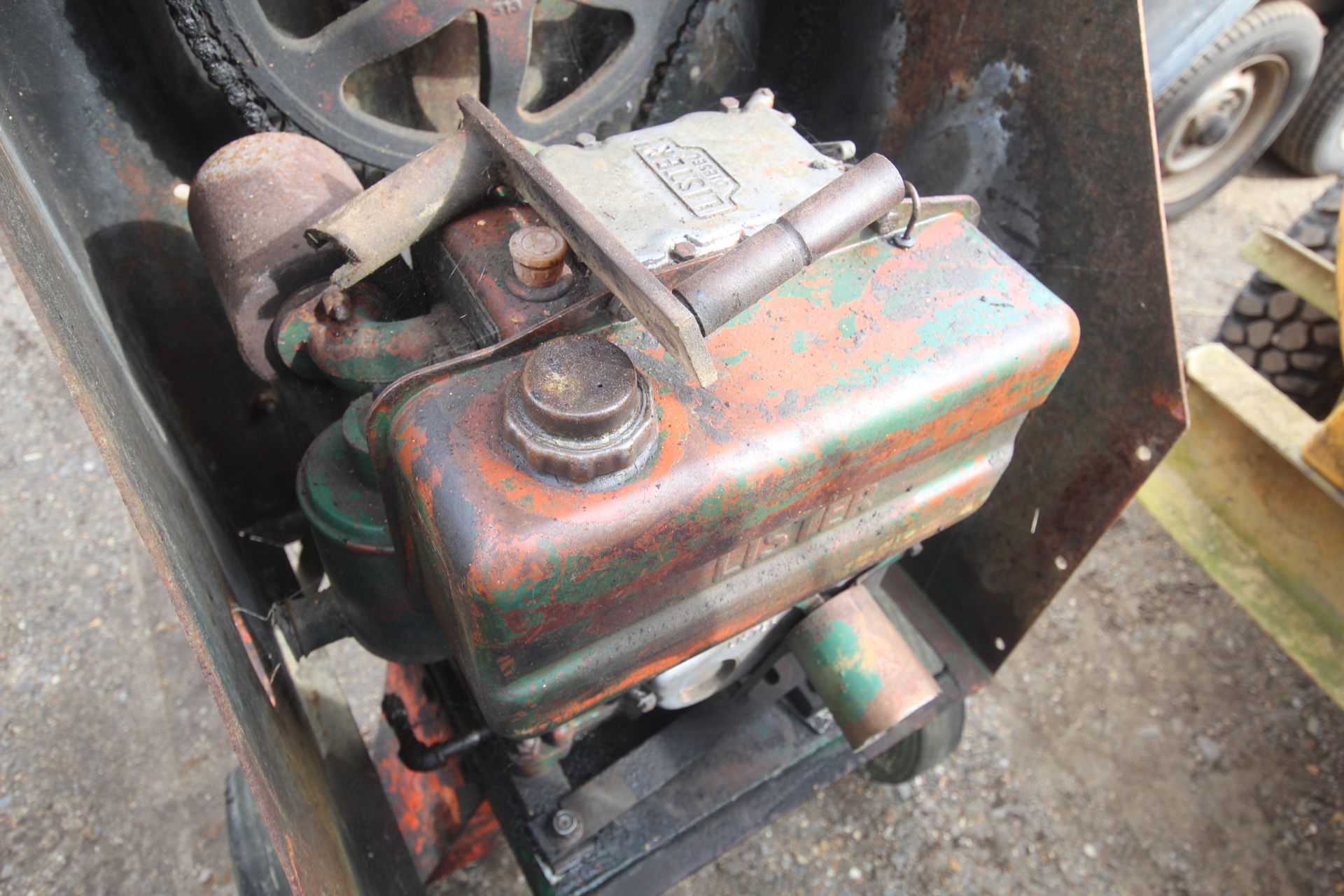 Large diesel site cement mixer. - Image 4 of 14