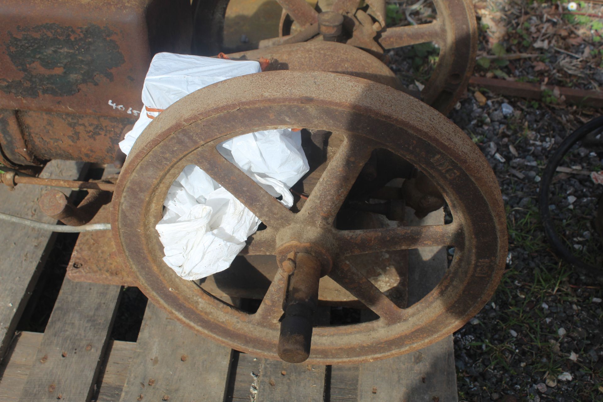 Stationary engine. For spares or repair. - Image 3 of 6