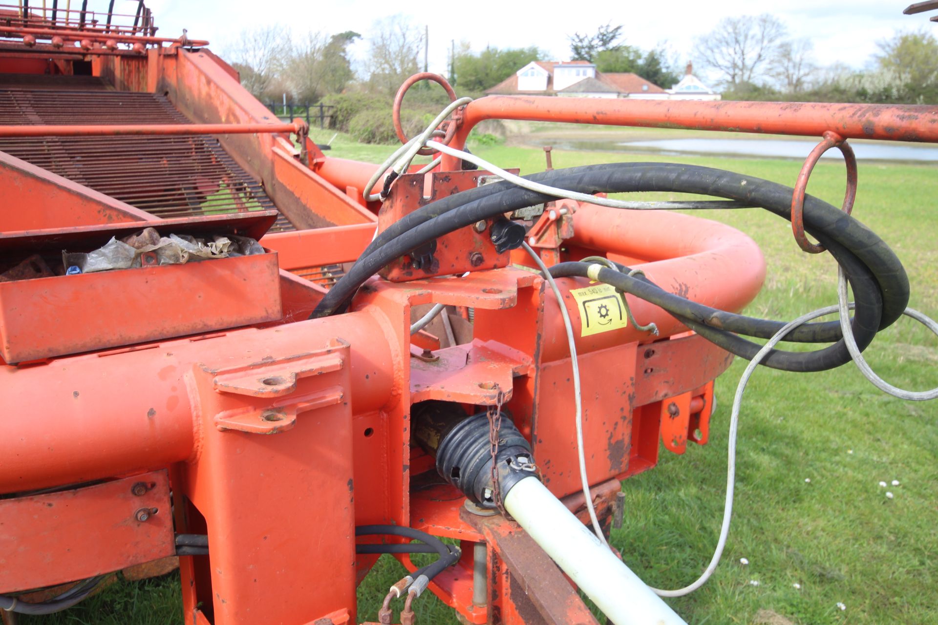 Grimme DL1700 Variant carrot/ onion harvester. With star cleaners. Control Box held. V - Image 8 of 61