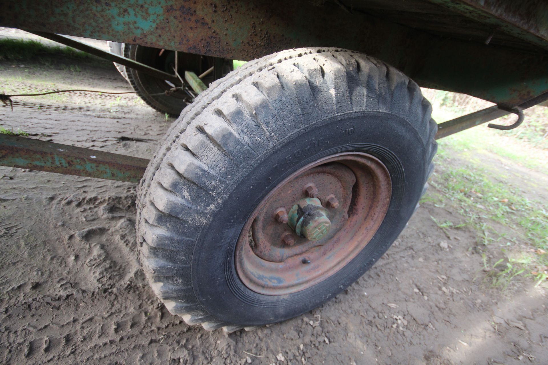 20ft single axle bale trailer. With front and rear ladders. - Image 16 of 20