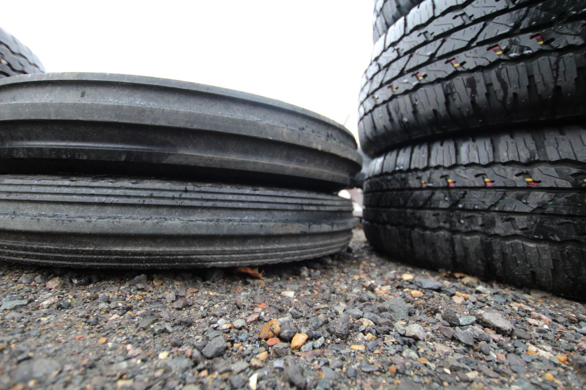 2x Ferguson 4.00-19 front wheels and tyres. - Bild 4 aus 4