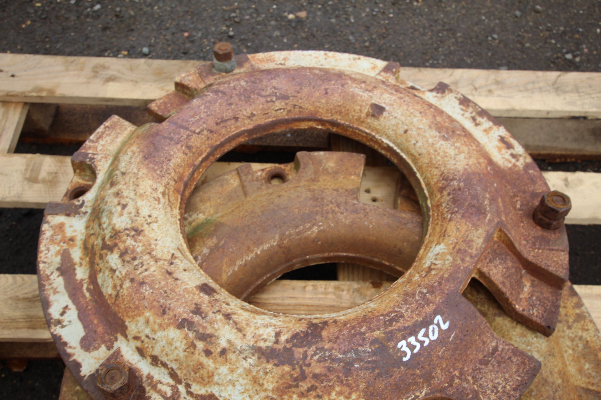 Pair of Ford 1000 series rear wheel weights. V - Image 3 of 3
