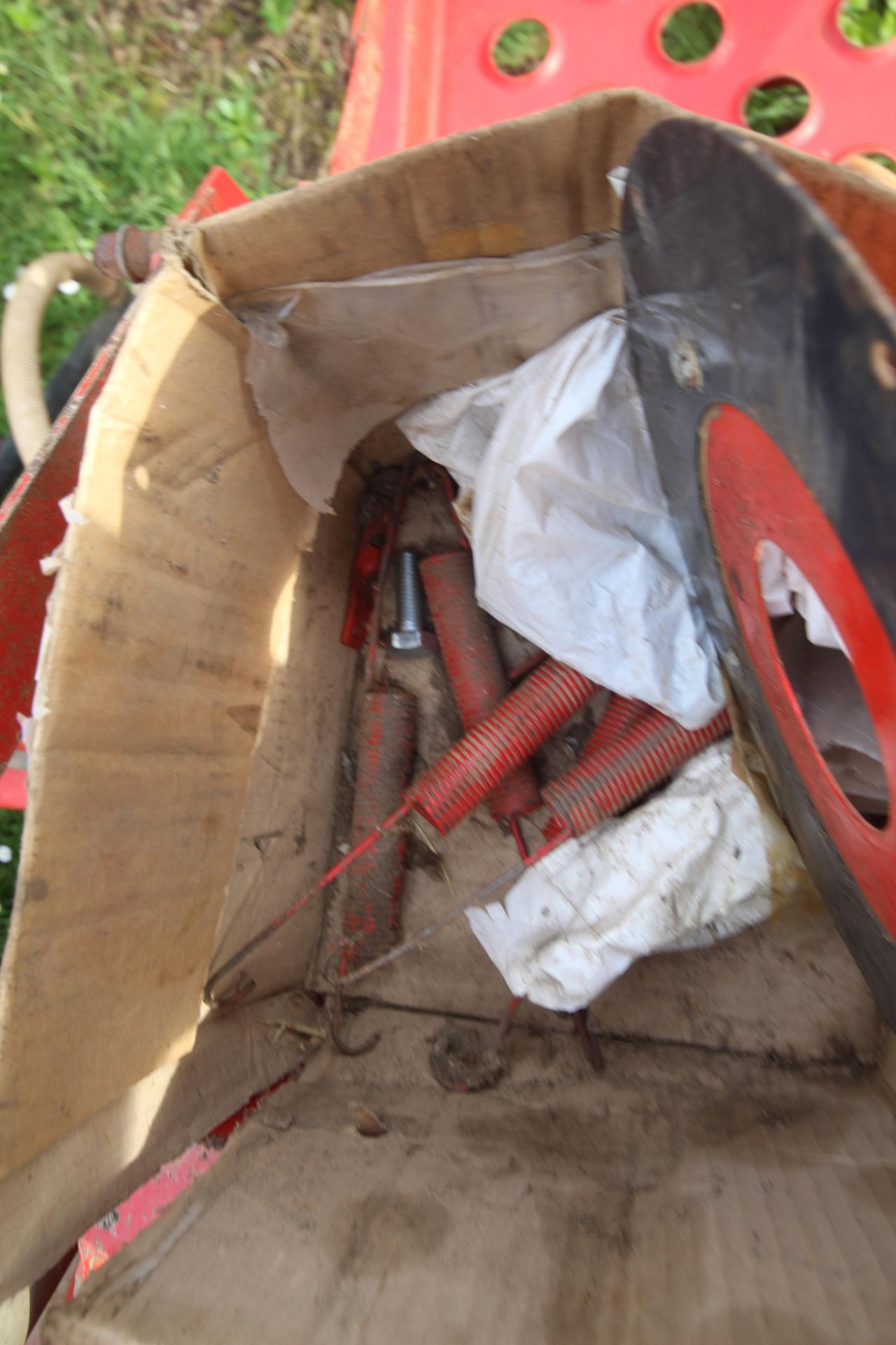 Maschio 4m power harrow. With packer. Piggybacked with Vicon LZ505 Suffolk coulter drill. 1995. With - Image 38 of 52