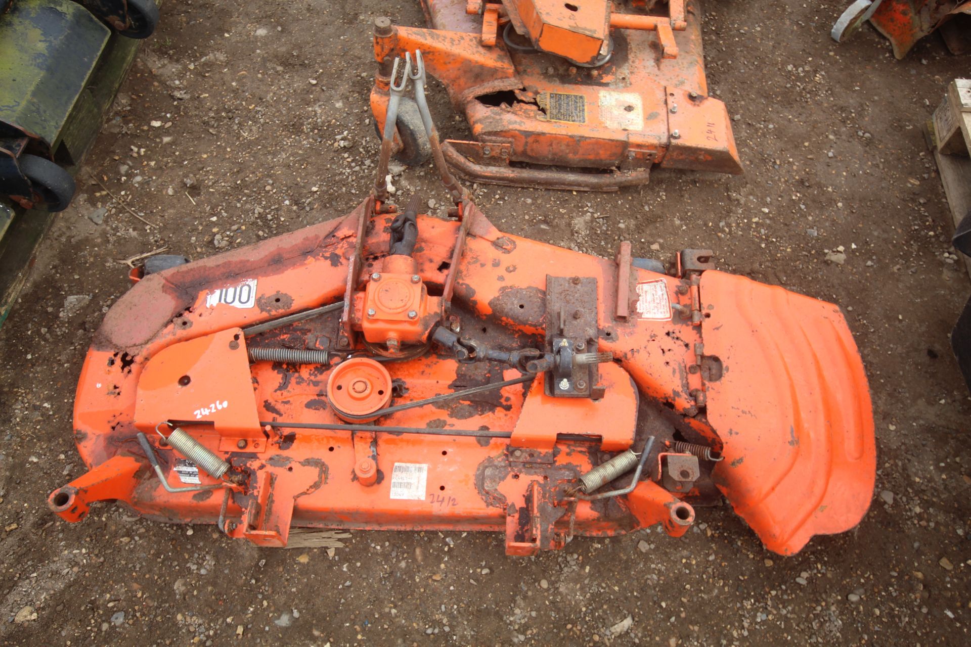 Kubota mid-mounted mower deck.