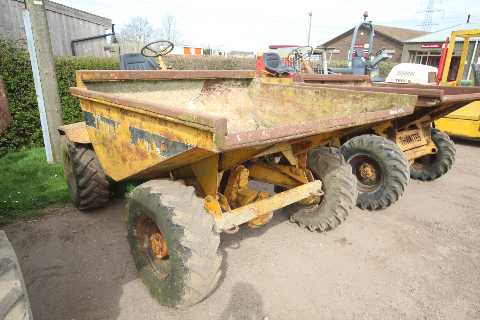 ** Online Video Available ** Thwaites 6000 2.5T 4WD crank start dumper. Vendor reports runs and dri - Bild 4 aus 24