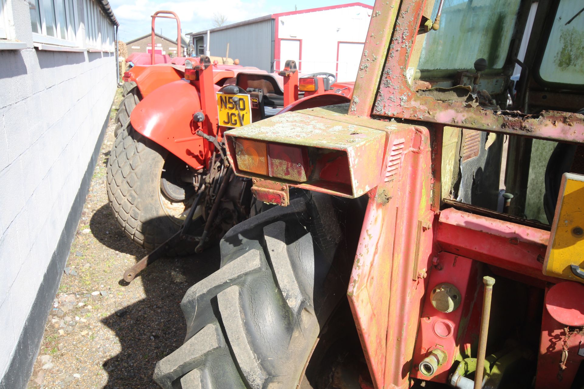 Massey Ferguson 550 2WD tractor. Registration DPV 391T (no paperwork). Date of first registration - Image 20 of 54