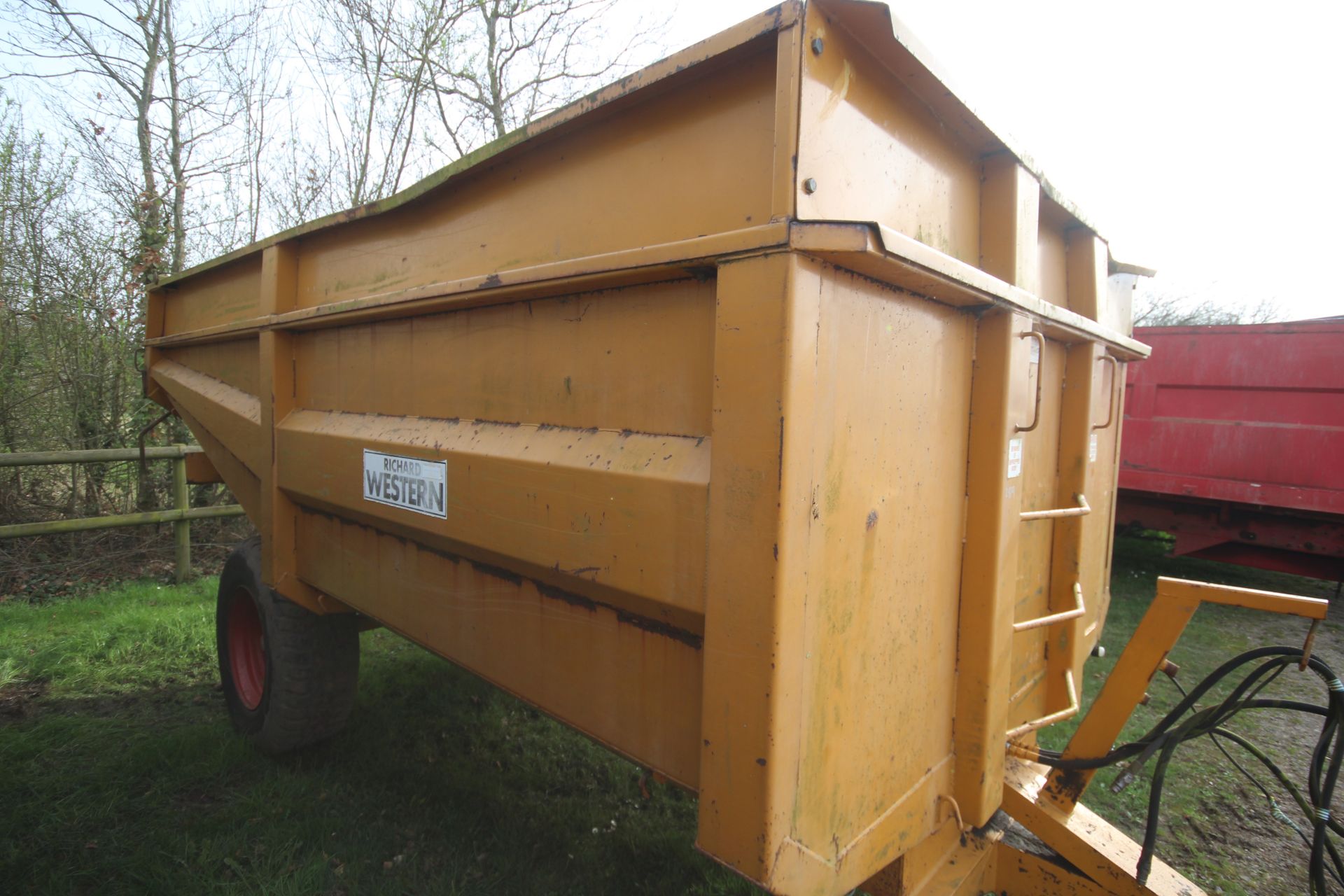 Richard Western 10T single axle dump trailer. 1992. With greedy boards and tailgate. Owned from new. - Image 21 of 23