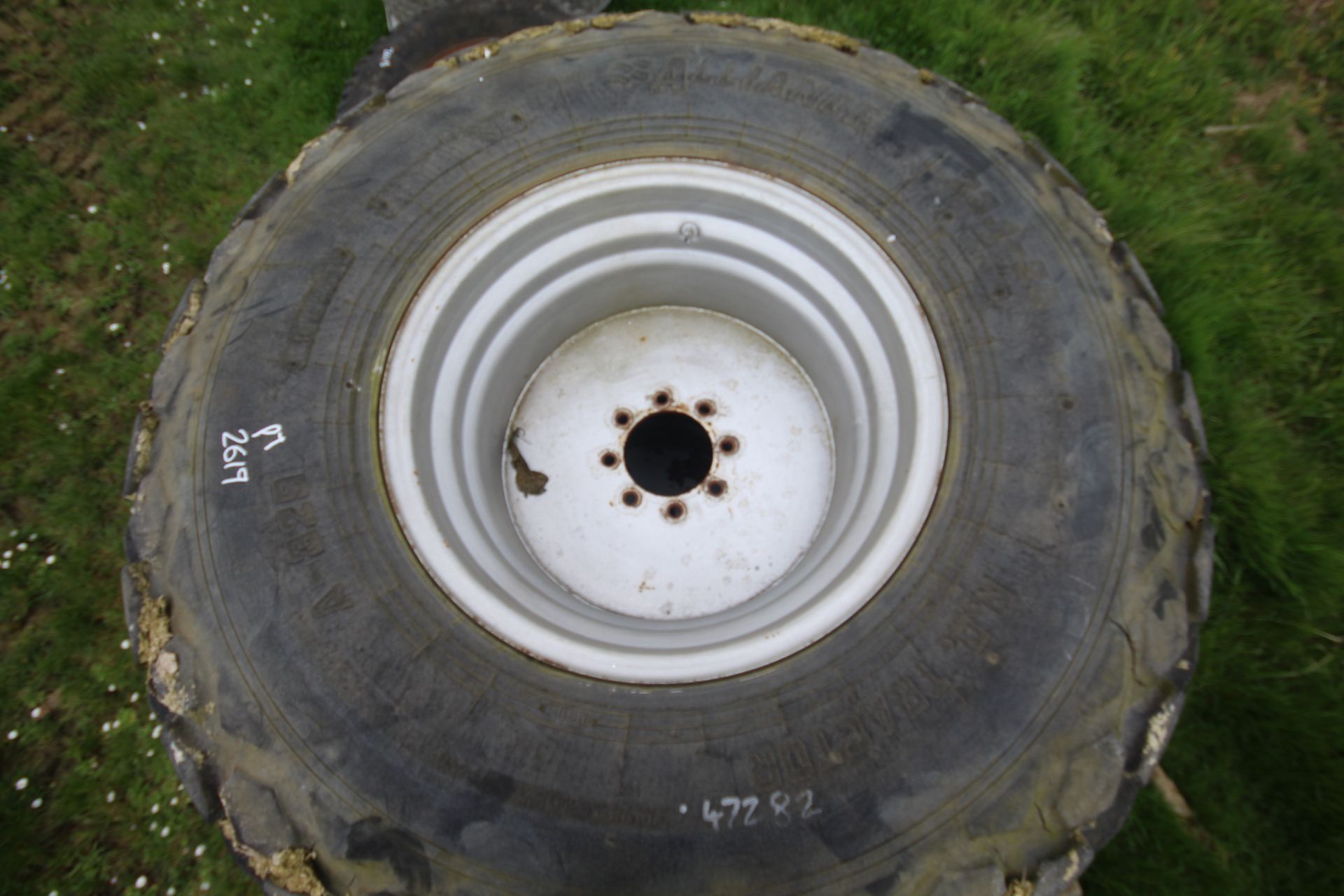 Set of turf wheels and tyres. Comprising 23.1-26 r - Image 8 of 10
