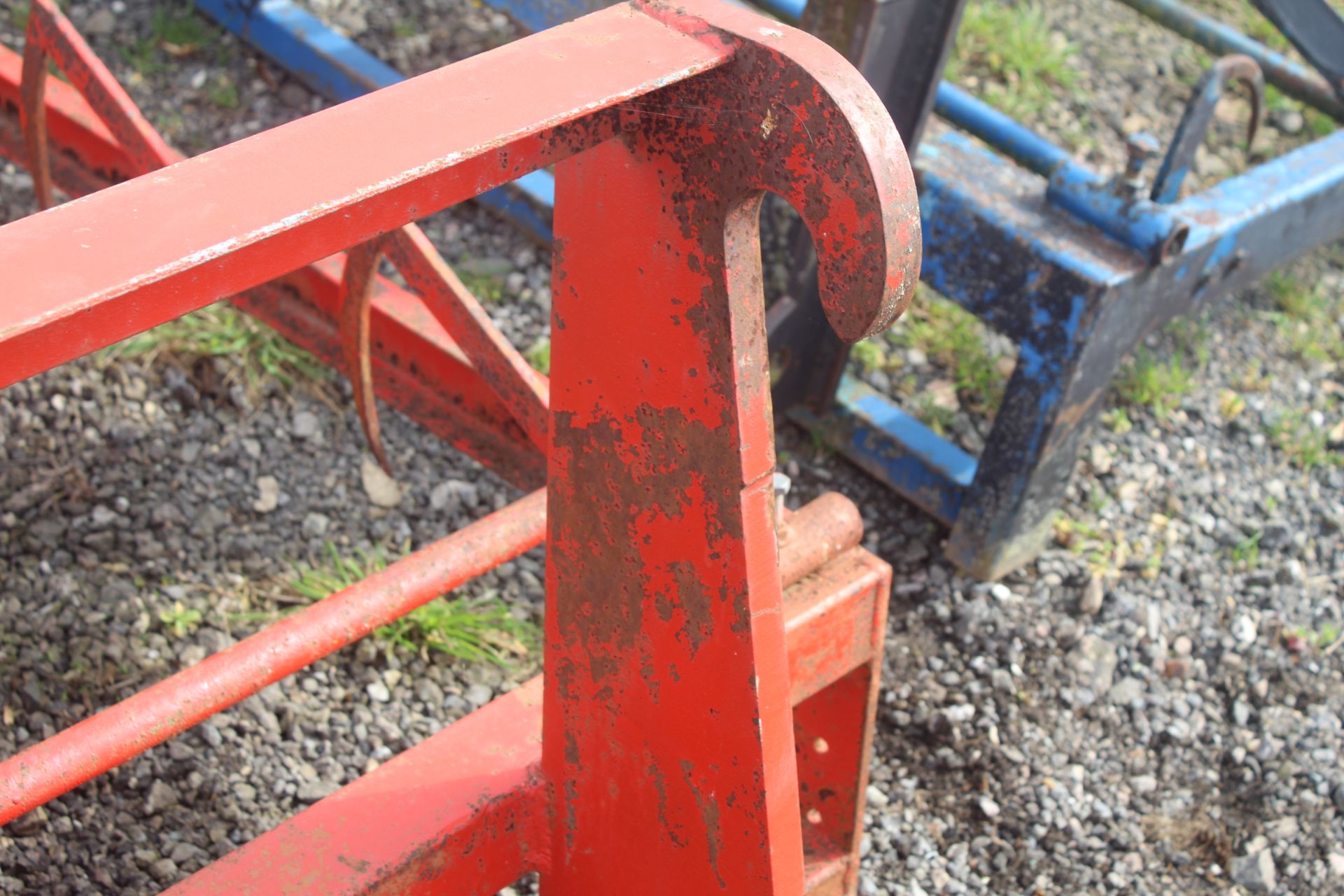 Browns flat 8 bale grab. JCB Q-Fit brackets. - Image 8 of 10