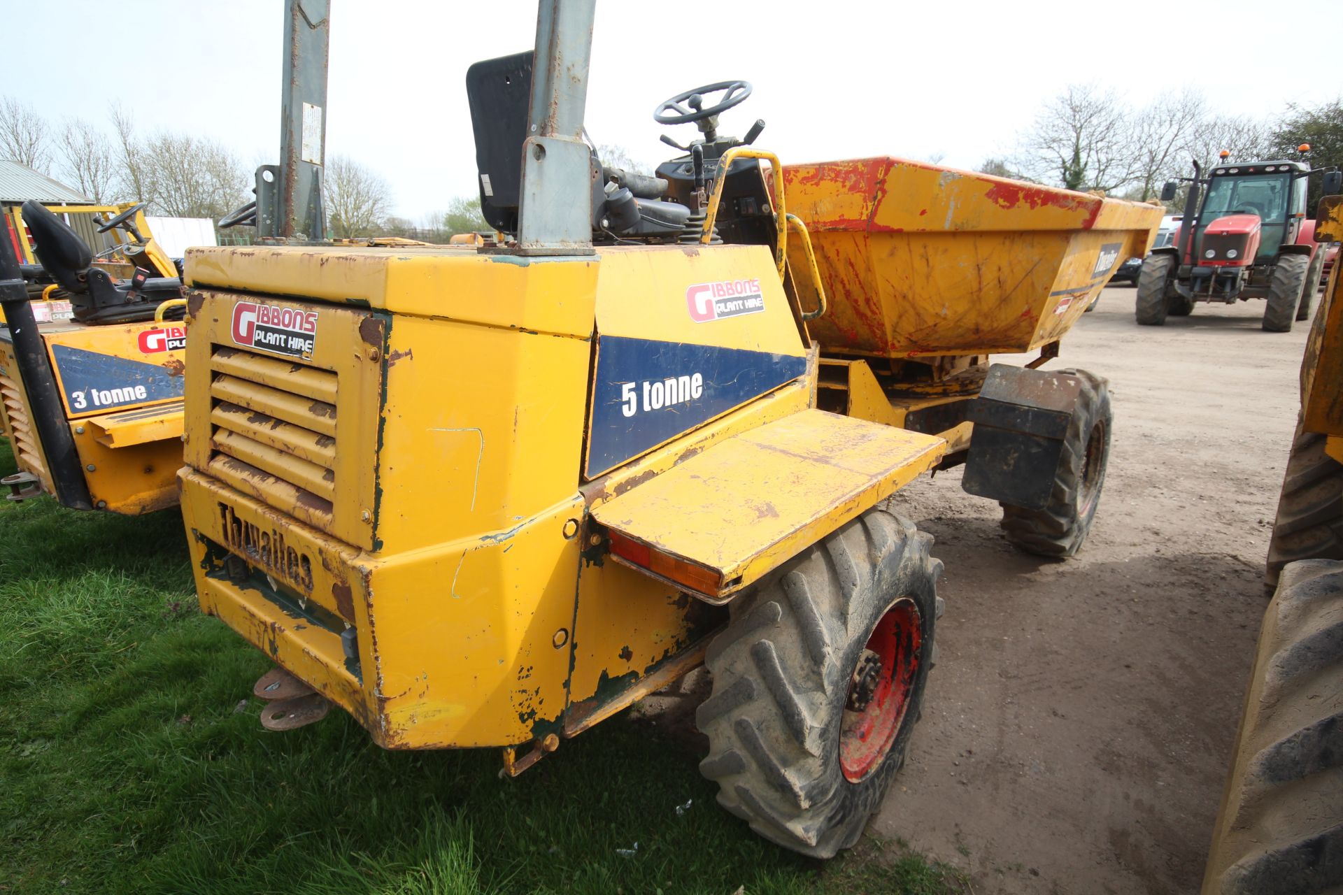 Thwaites 5T 4WD swivel tip dumper. 2003. 3,330 hours. Serial number SLCM355ZZ35.A3194. 12.5/80-18 - Image 3 of 37