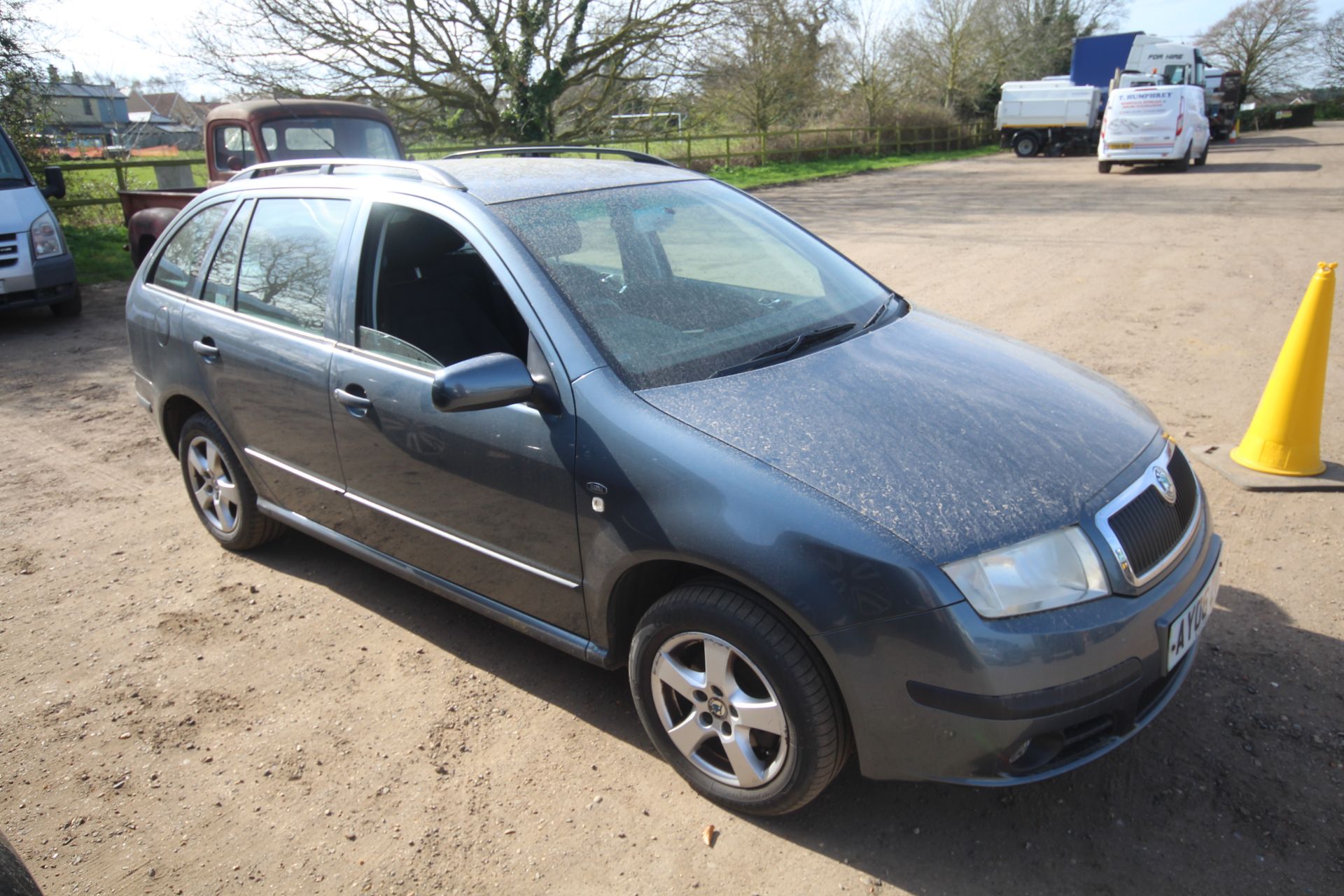 Skoda Fabia 1.9L diesel manual estate. Registration AY06 ZVP. Date of first registration 18/03/2006.