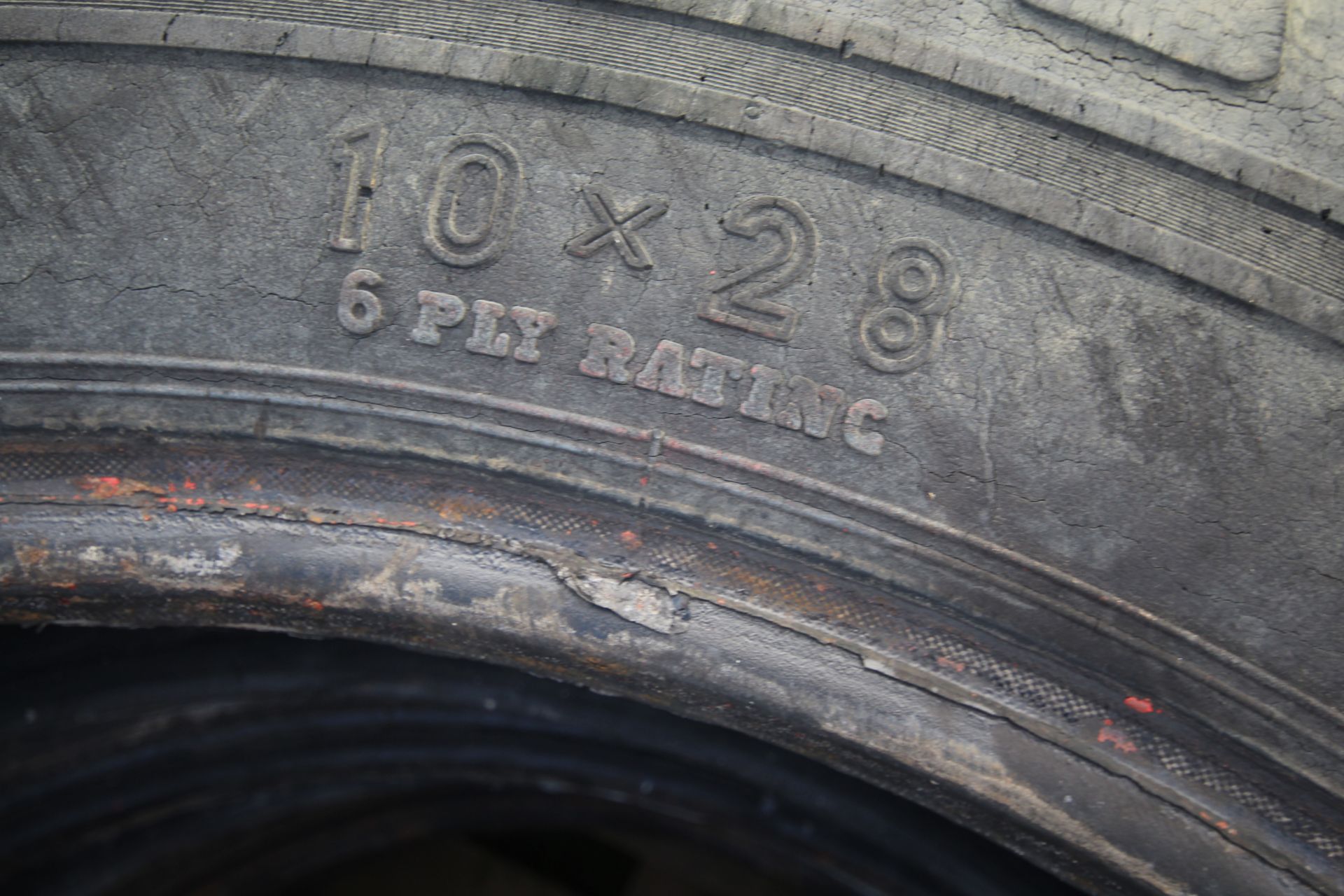 **CATALOGUE CHANGE** 2x 10x28 and 2x 12x28 tyres. - Image 3 of 3