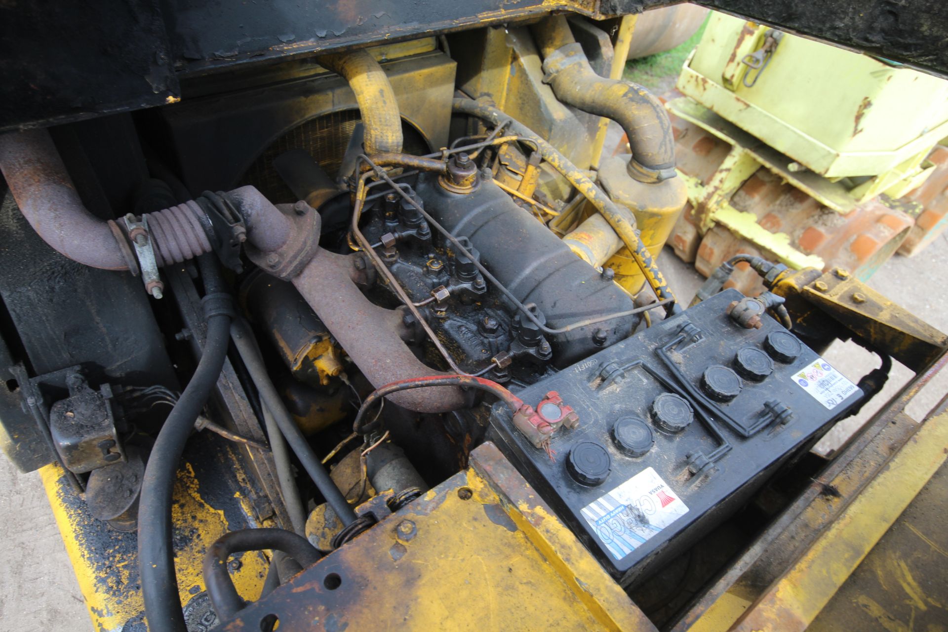 Bonser 2WD diesel forklift. Manual held. V - Image 30 of 33