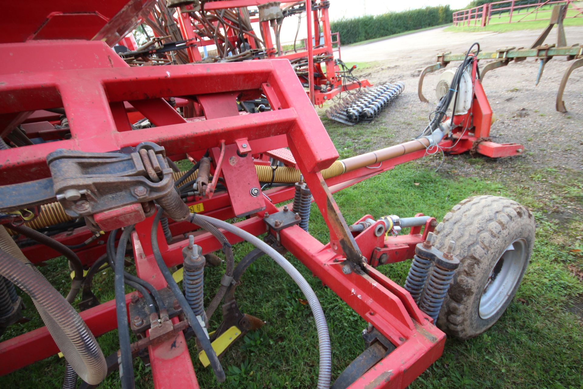 Horsch CO4 4m tine drill. With tramline, control box, various spares and manuals. V. - Image 36 of 54