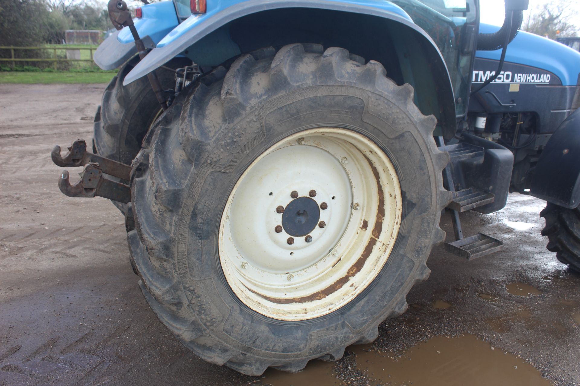 New Holland TM150 4WD tractor. Registration X501 NTW. Date of first registration 01/09/2000. Showing - Image 41 of 88