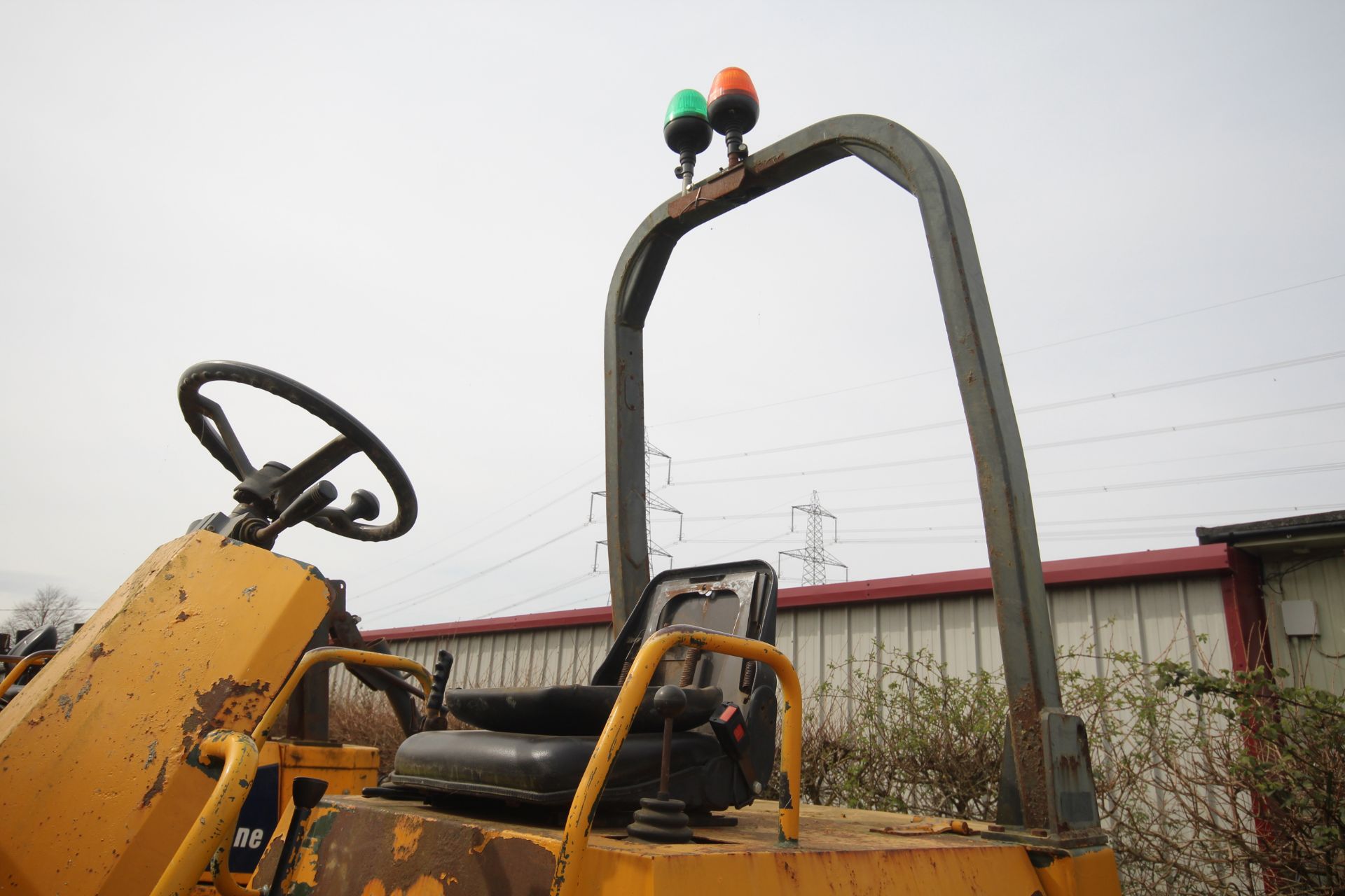 Thwaites 5T 4WD swivel tip dumper. 2003. 3,330 hours. Serial number SLCM355ZZ35.A3194. 12.5/80-18 - Image 20 of 37