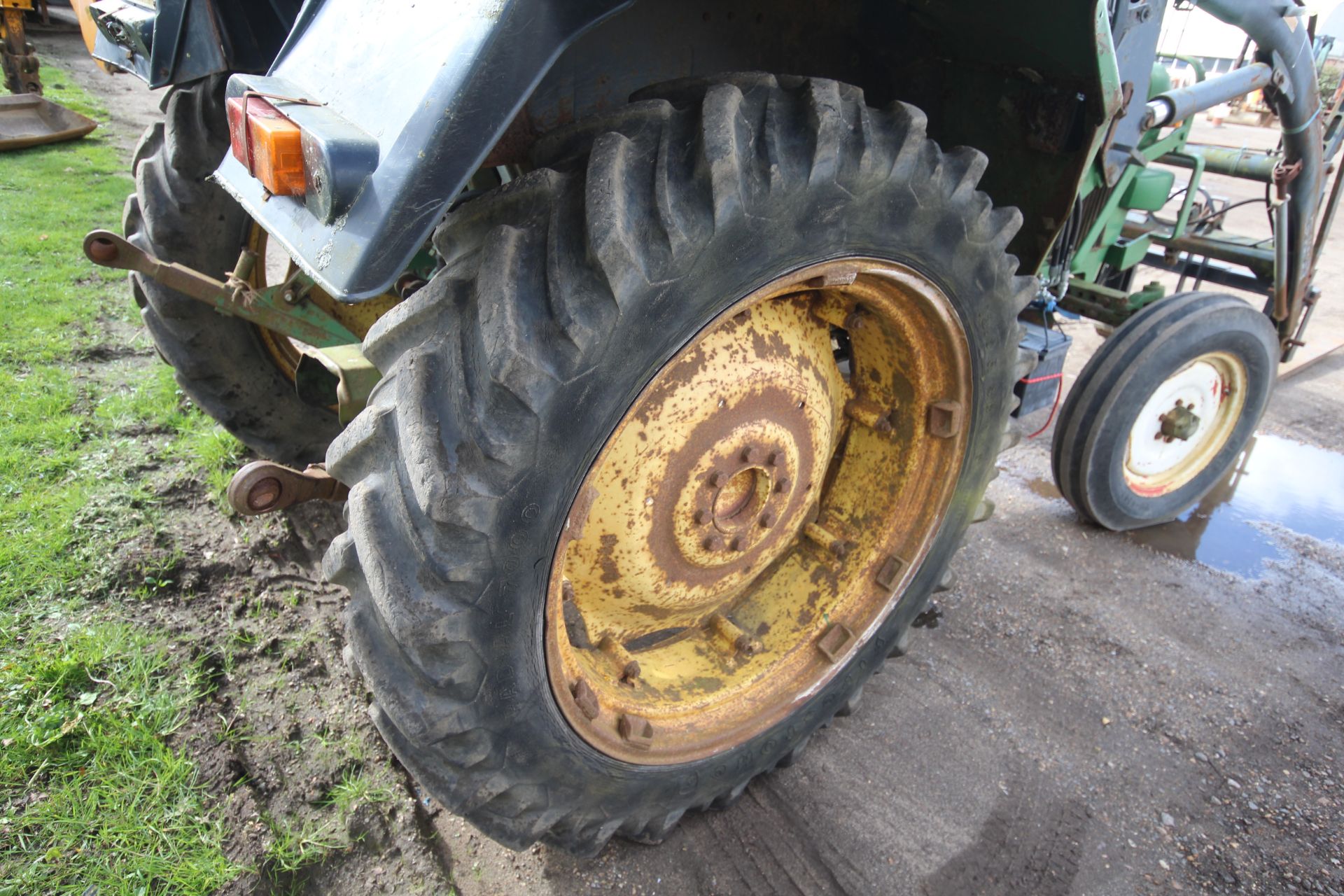 John Deere 2130 2WD tractor. Registration EGV 848T. Date of first registration 12/03/1979. 13.6R38 - Bild 33 aus 52