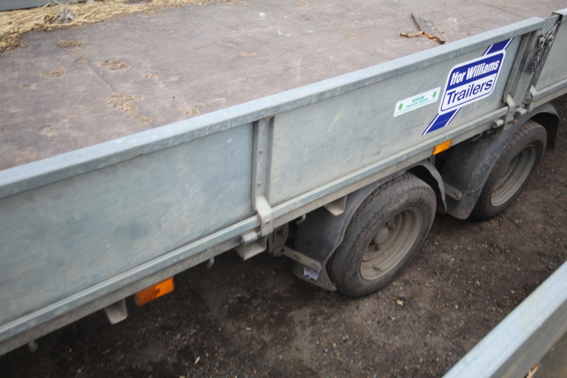 Ifor Williams 16ft twin axle flat bed trailer. With sides. V - Image 21 of 32