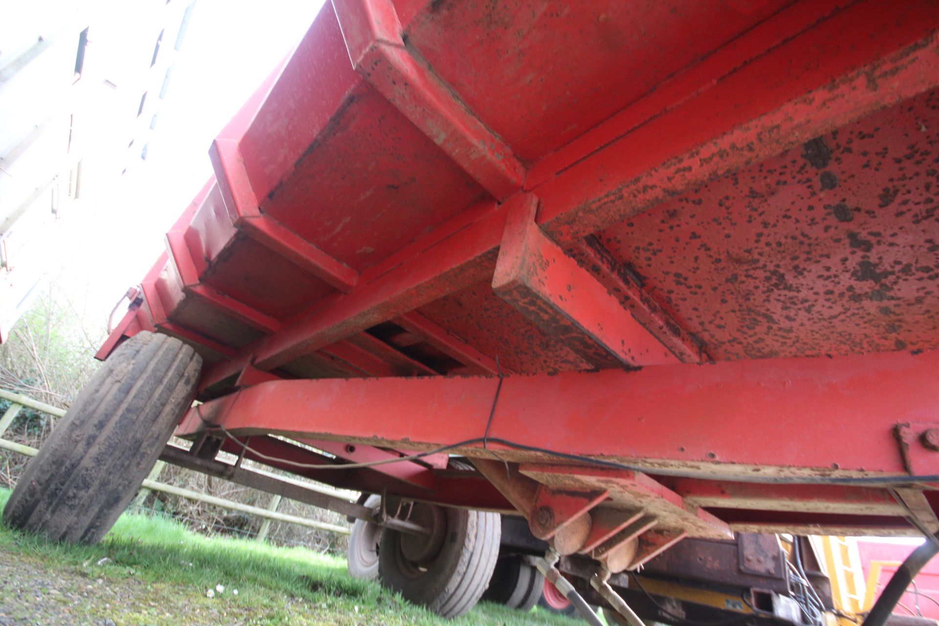 Massey Ferguson/ Weeks 6T single axle tipping trailer. From a local Deceased estate. - Image 10 of 27
