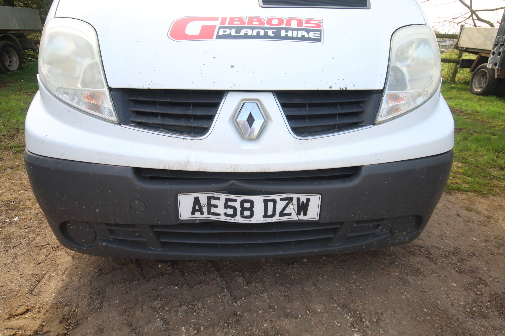 Renault Traffic 2700 2L diesel manual van. Registration AE58 DZW. Date of first registration 22/09/ - Image 5 of 50