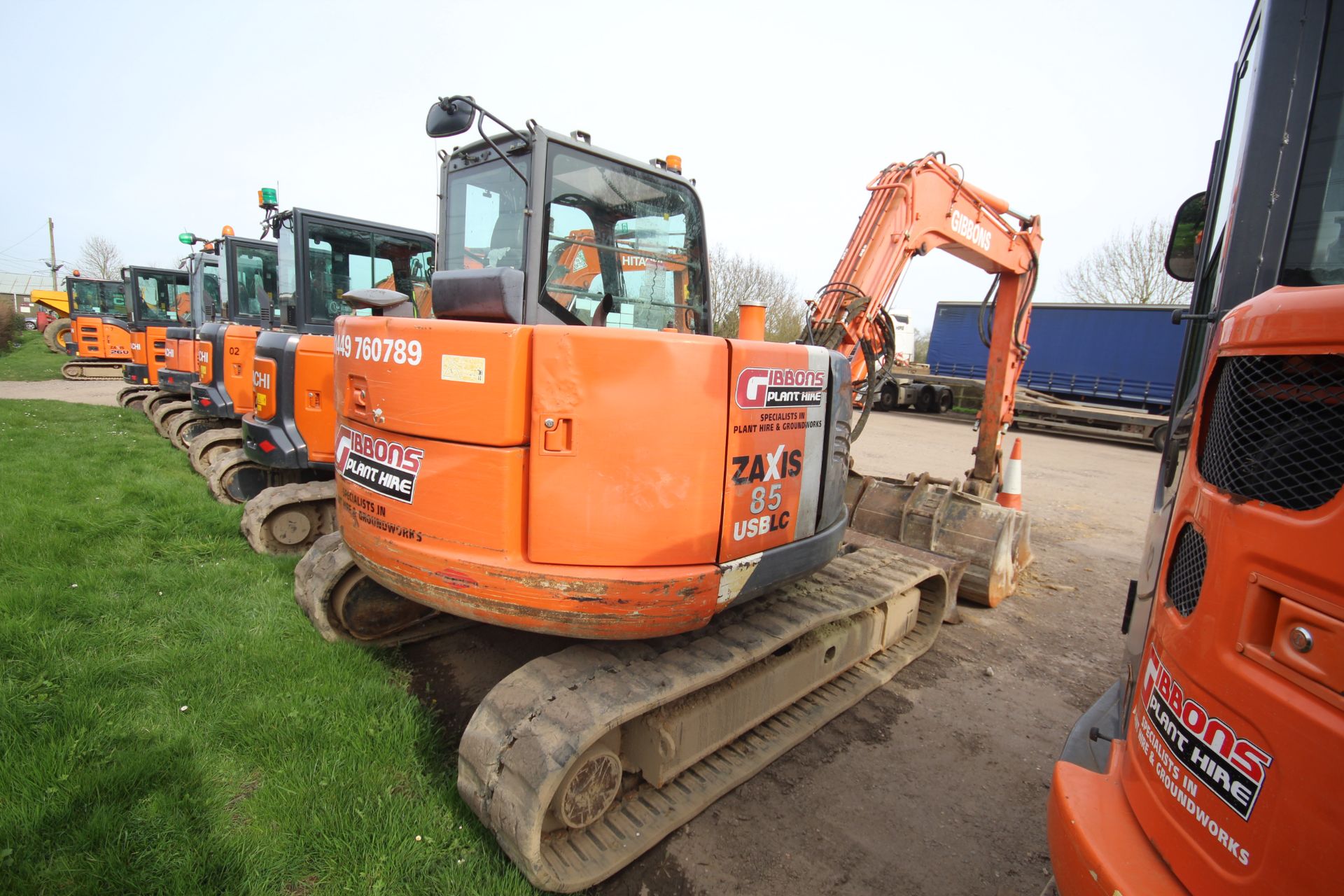 Hitachi Z-Axis 85-USB LC-3 8.5T rubber track excavator. 2012. 7,217 hours. Serial number HCM - Image 4 of 71